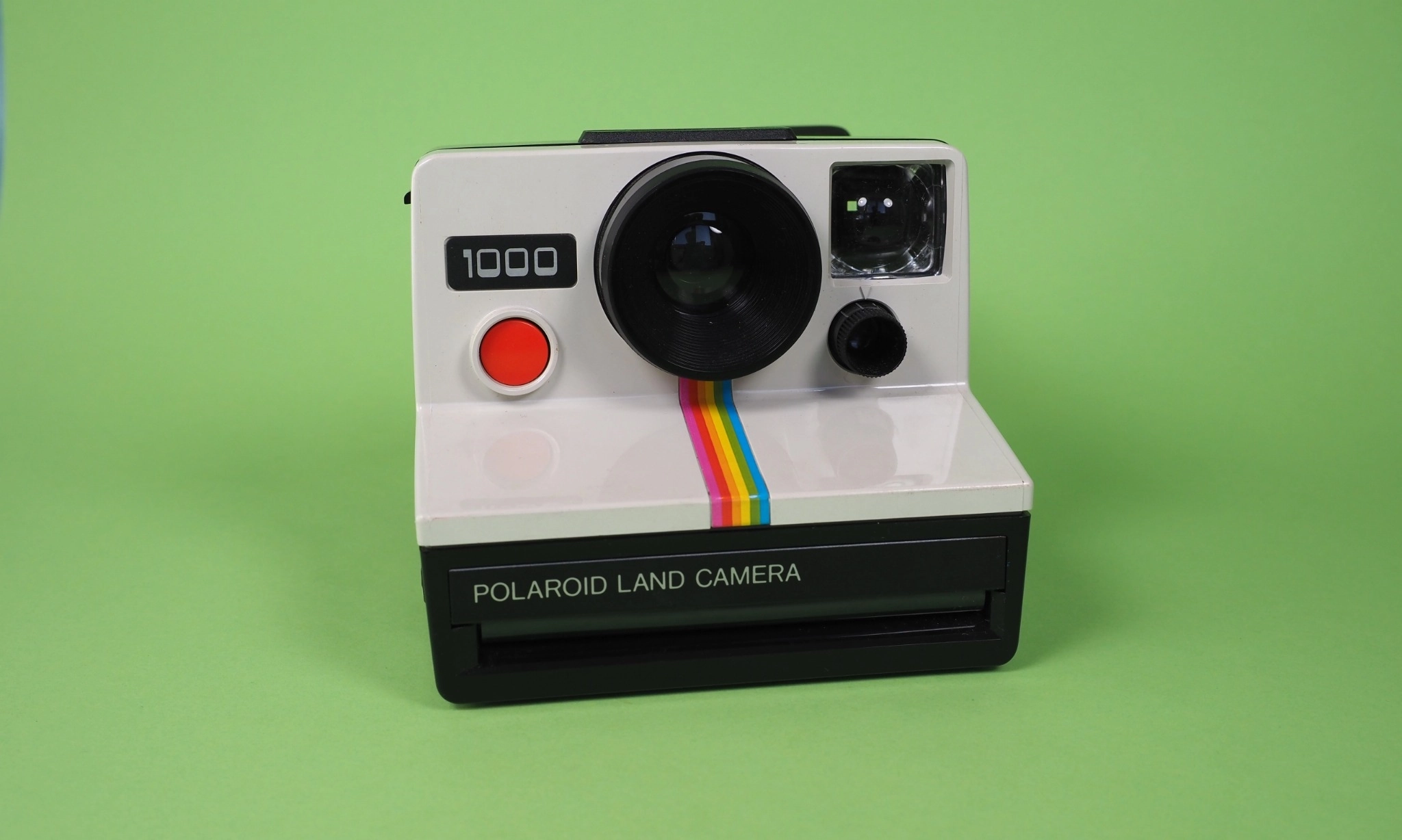 <p>Sejarah Kamera Polaroid Berawal Dari Pertanyaan Anak Kecil</p>