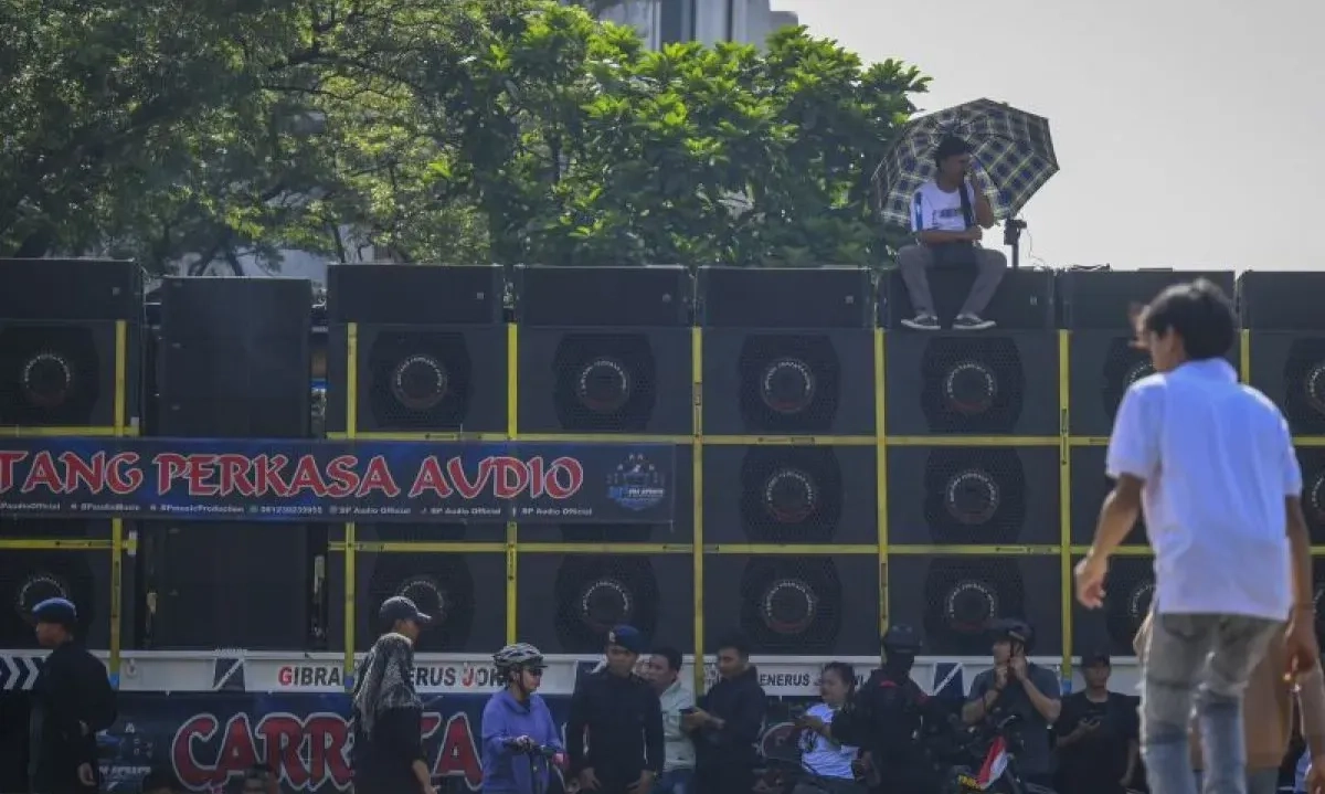 <p>Pemkot Malang Larang Penggunaan<em>&nbsp;Sound Horeg</em></p>