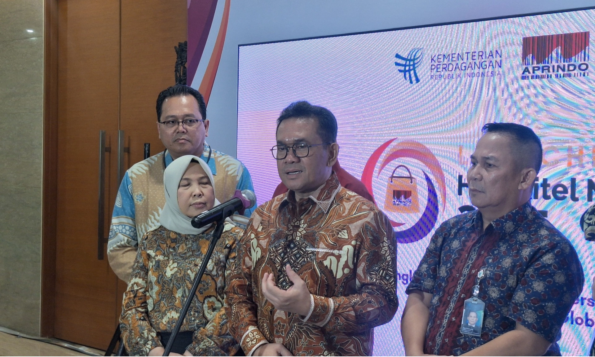 <p>Tarif Trump 19%, Mendag Optimis Investasi Asing Meningkat</p>