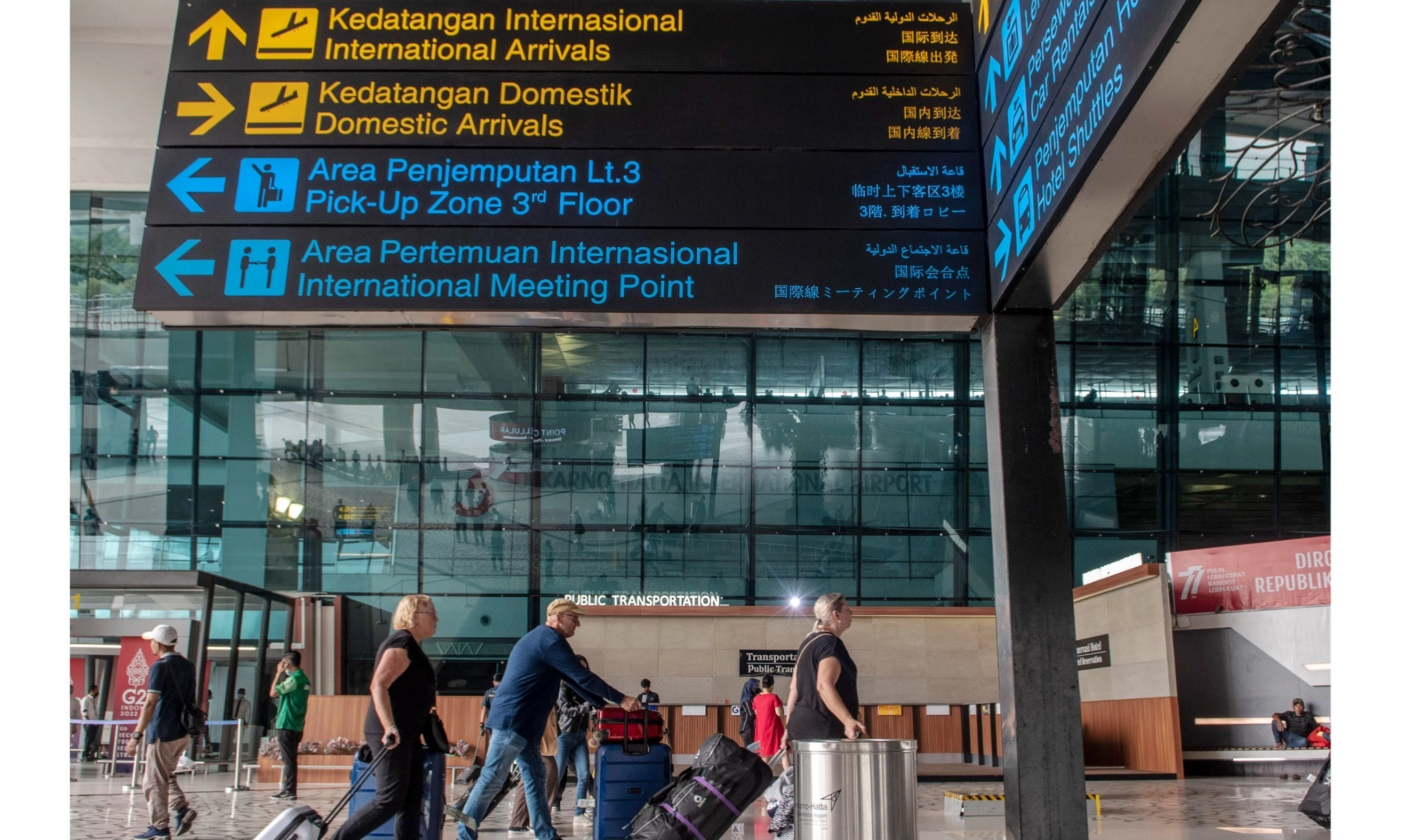 <p>Imigrasi Temukan 294 WNA Bermasalah</p>