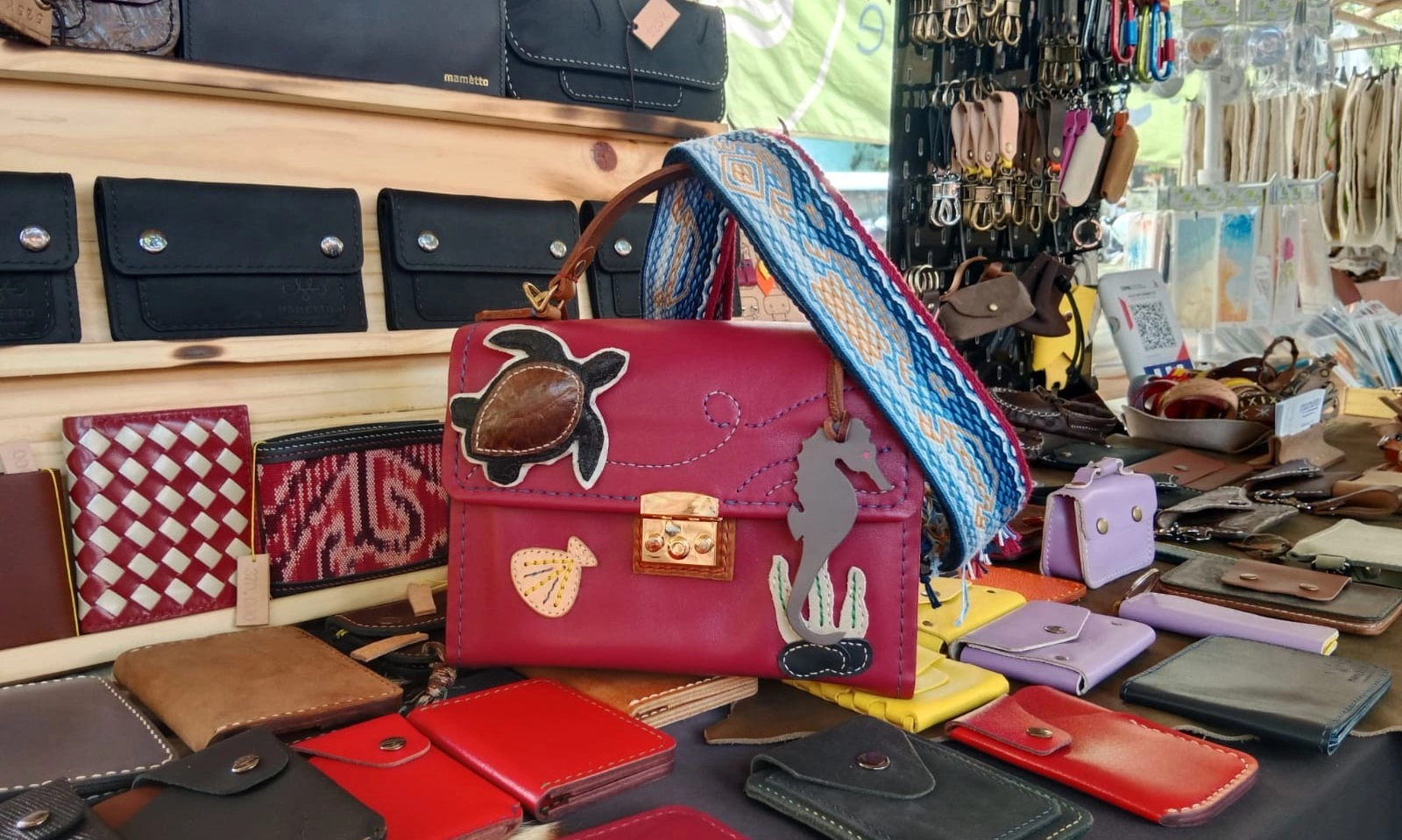 <p id="isPasted">Mametto Leather, Perjalanan Mengubah Hobi Jadi Duit</p>