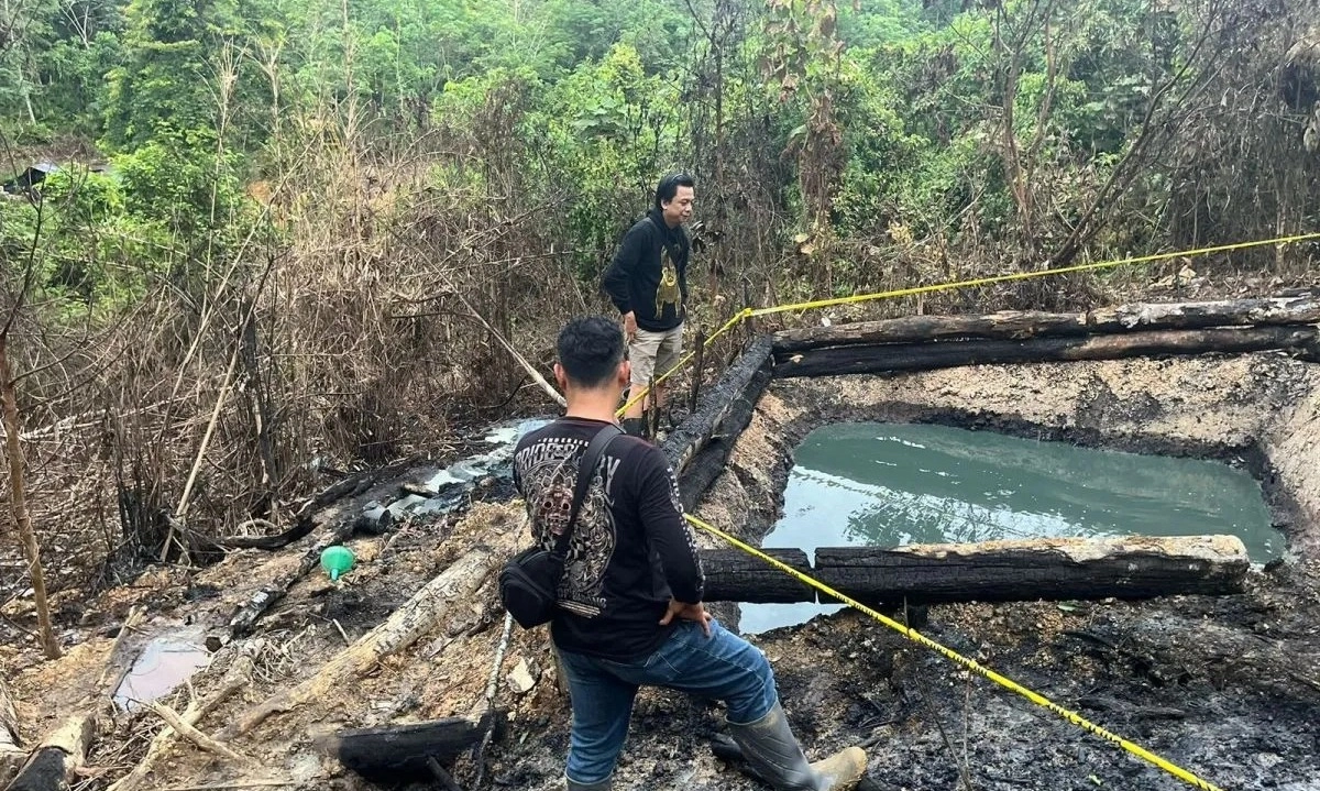 <p id="isPasted">SKK Migas: Puluhan Ribu Sumur Minyak Ilegal Bisa Dikerjasamakan Dengan KKKS</p>