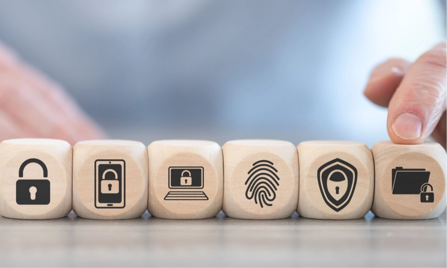 <p>Pakar Ingatkan Risiko Transfer Data WNI Ke AS</p>