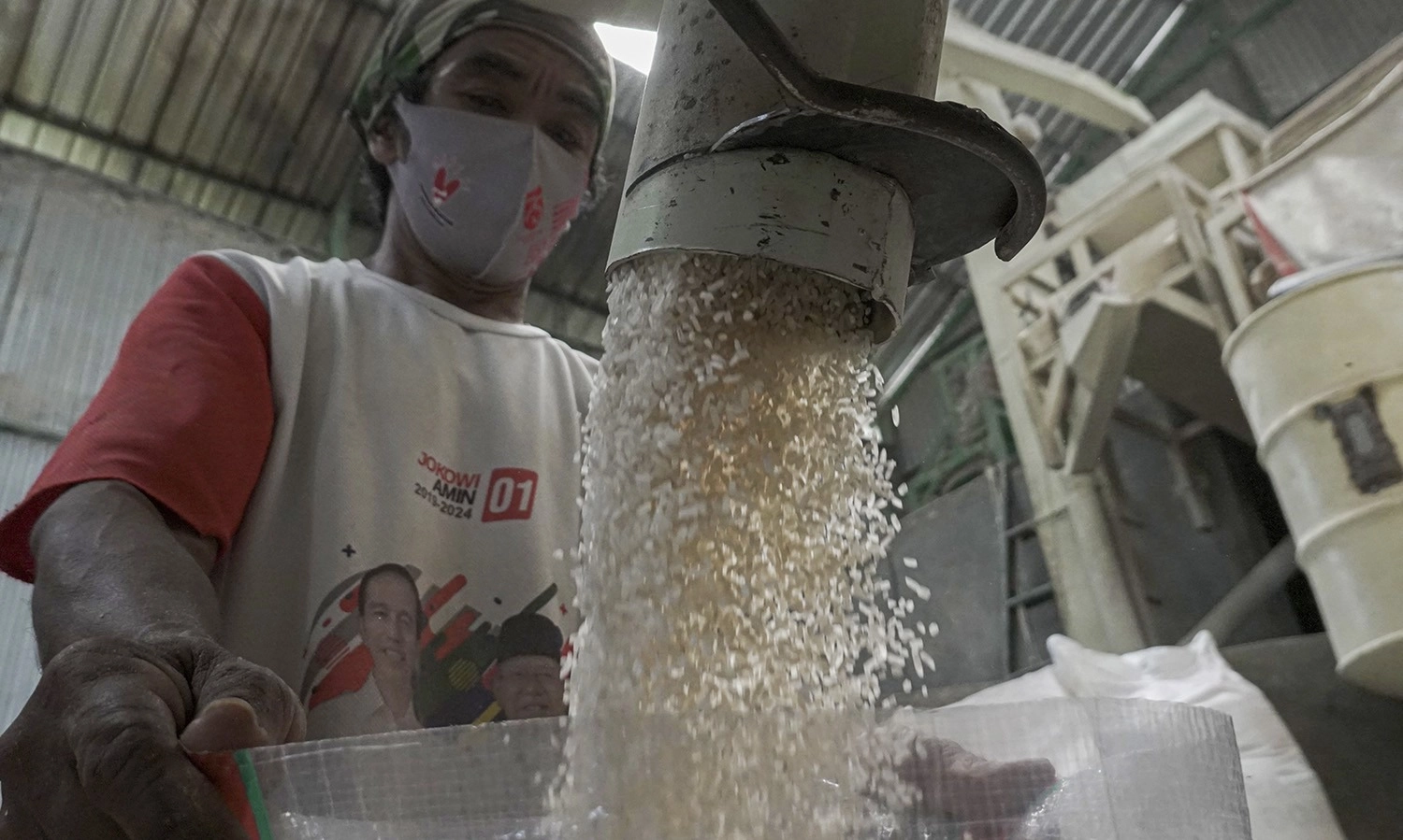 <p id="isPasted">Bapanas Pastikan Tak Akan Ubah HET Beras Saat ini</p>