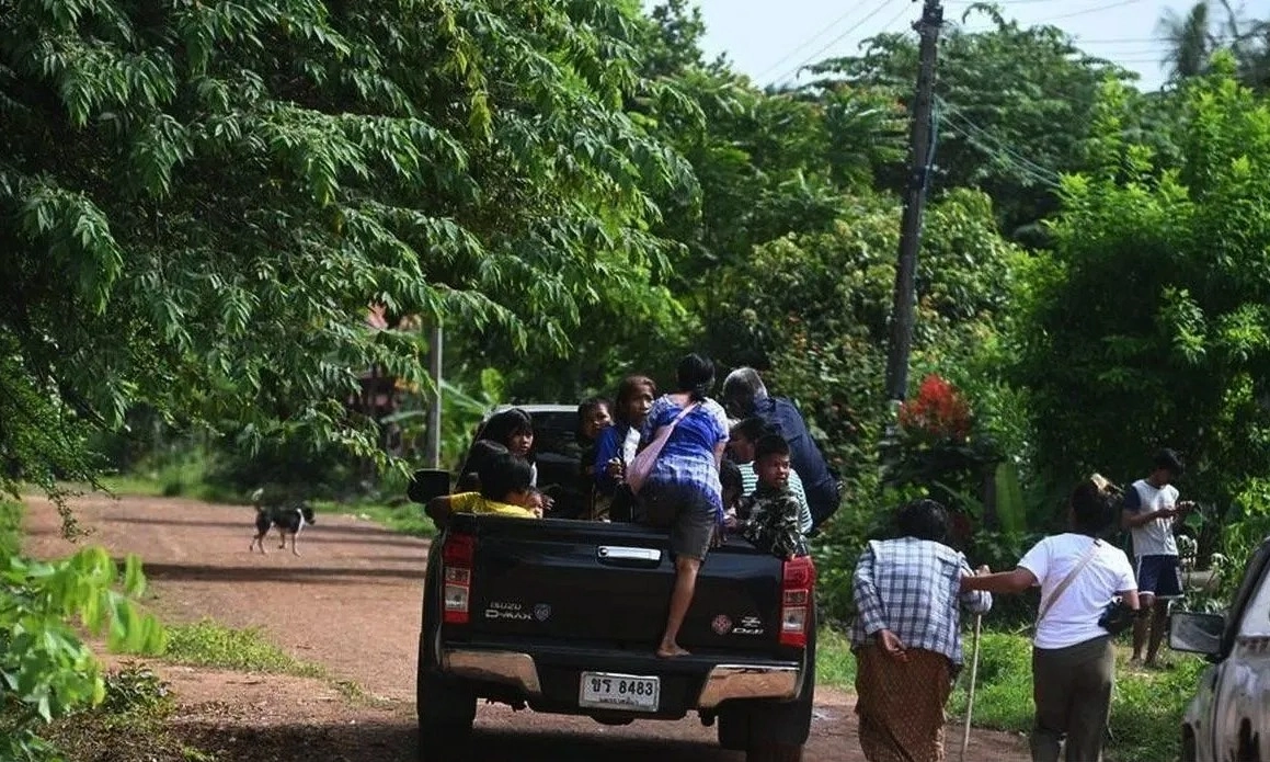 <p>Konflik Thailand-Kamboja, Kemenlu Ingatkan WNI Batasi Kegiatan</p>