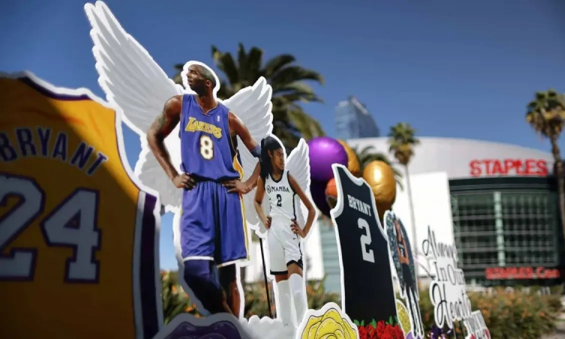 <p>Sepatu Debut <em>Starter</em> Kobe Bryant Laku Rp3,9 Miliar</p>