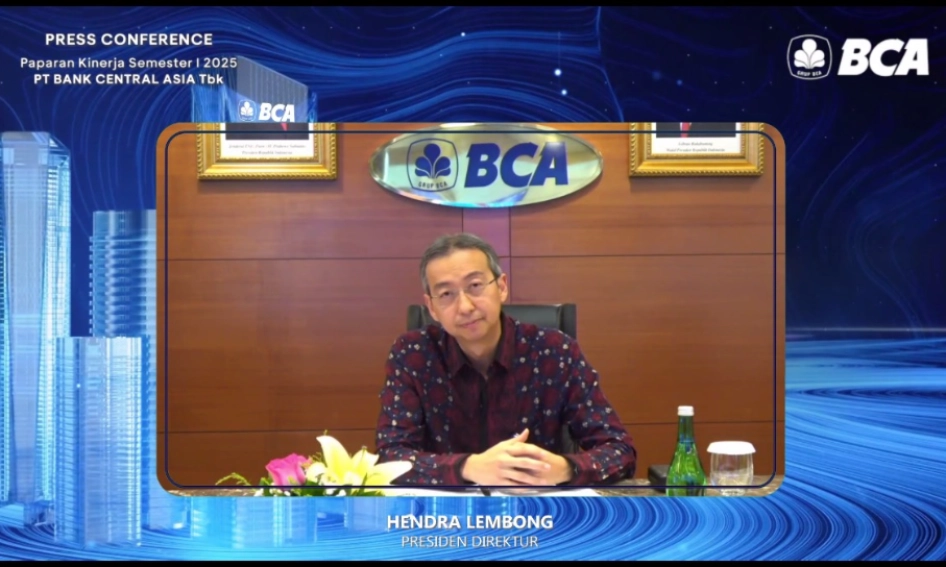 <p id="isPasted">Laba BCA Tumbuh 8% Jadi Rp29 Triliun Pada Semester I/2025</p>