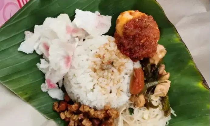 <p>Nyeleneh, Nama-Nama Kuliner Indonesia Ini Bikin Salfok</p>