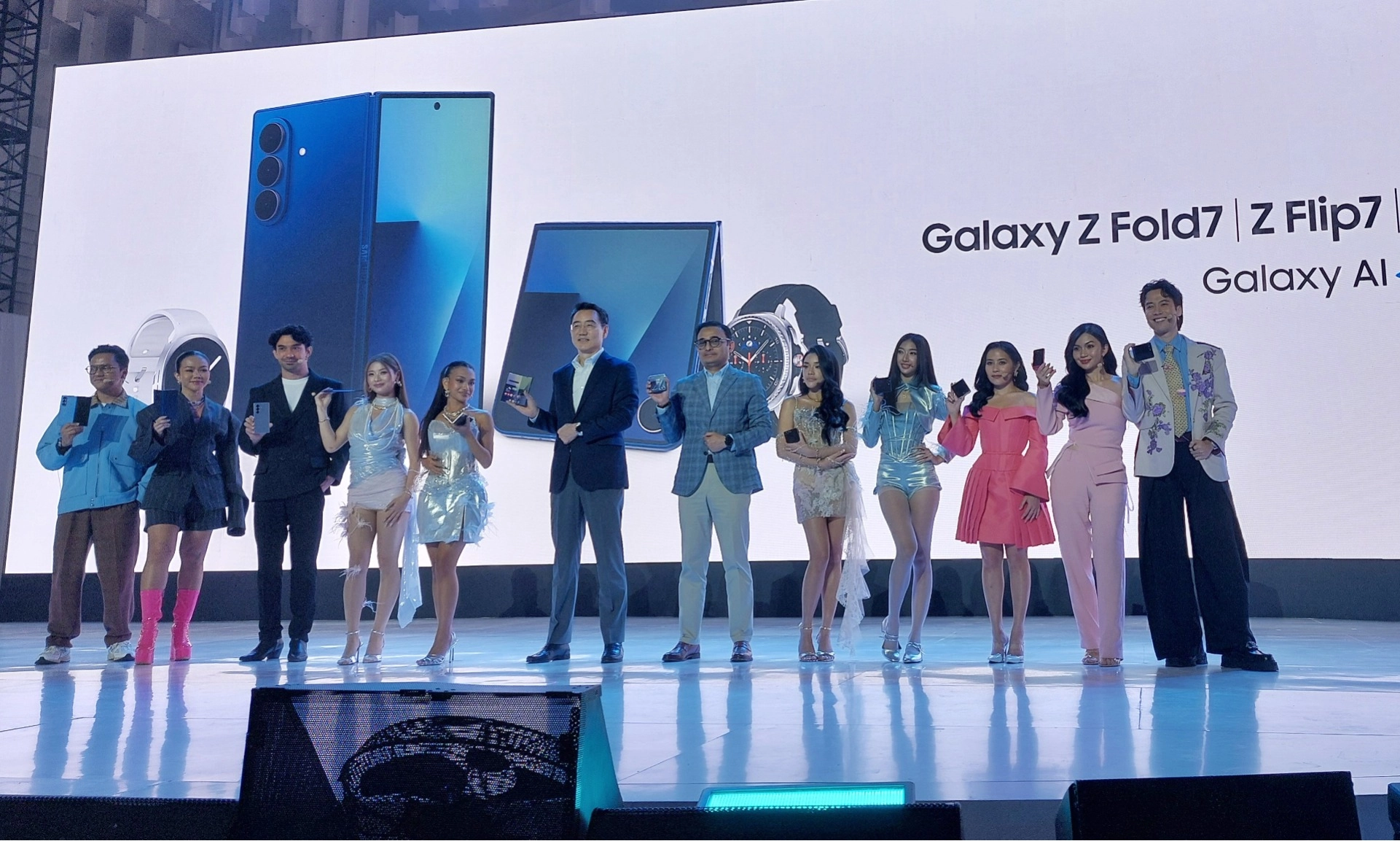 <p dir="ltr" id="isPasted">Reza Rahadian Hingga Yura Yunita Bicara Soal AI Untuk Kreativitas</p>