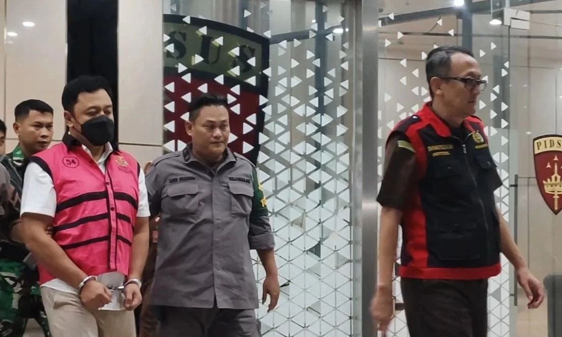 <p>Kejati Bengkulu Tahan Pejabat ESDM Korupsi Tambang</p>