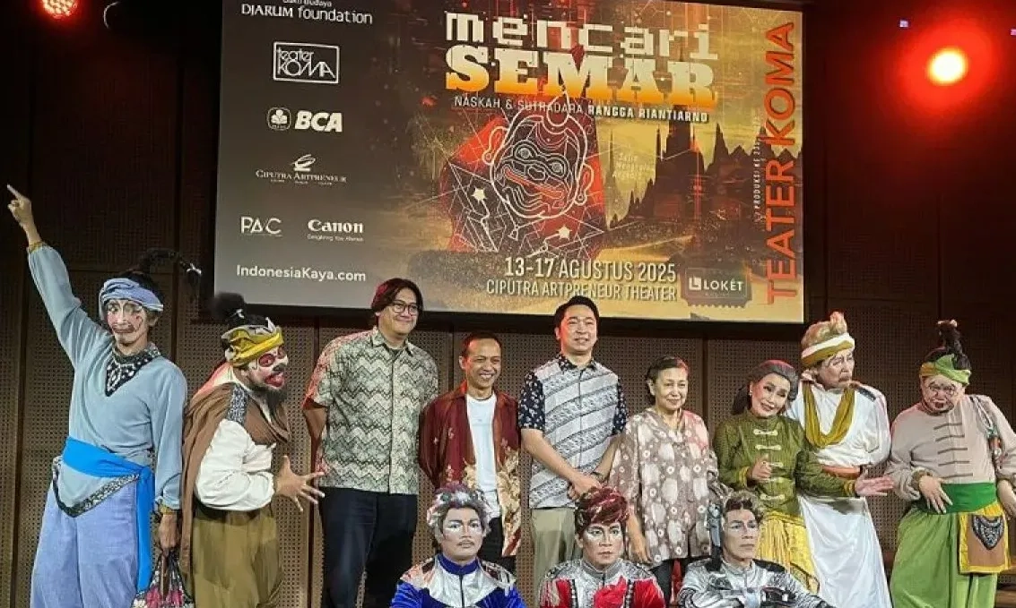 <p>&quot;Mencari Semar&quot;, Lakon Mitologi Jawa Dalam Balutan Narasi Futuristik</p>