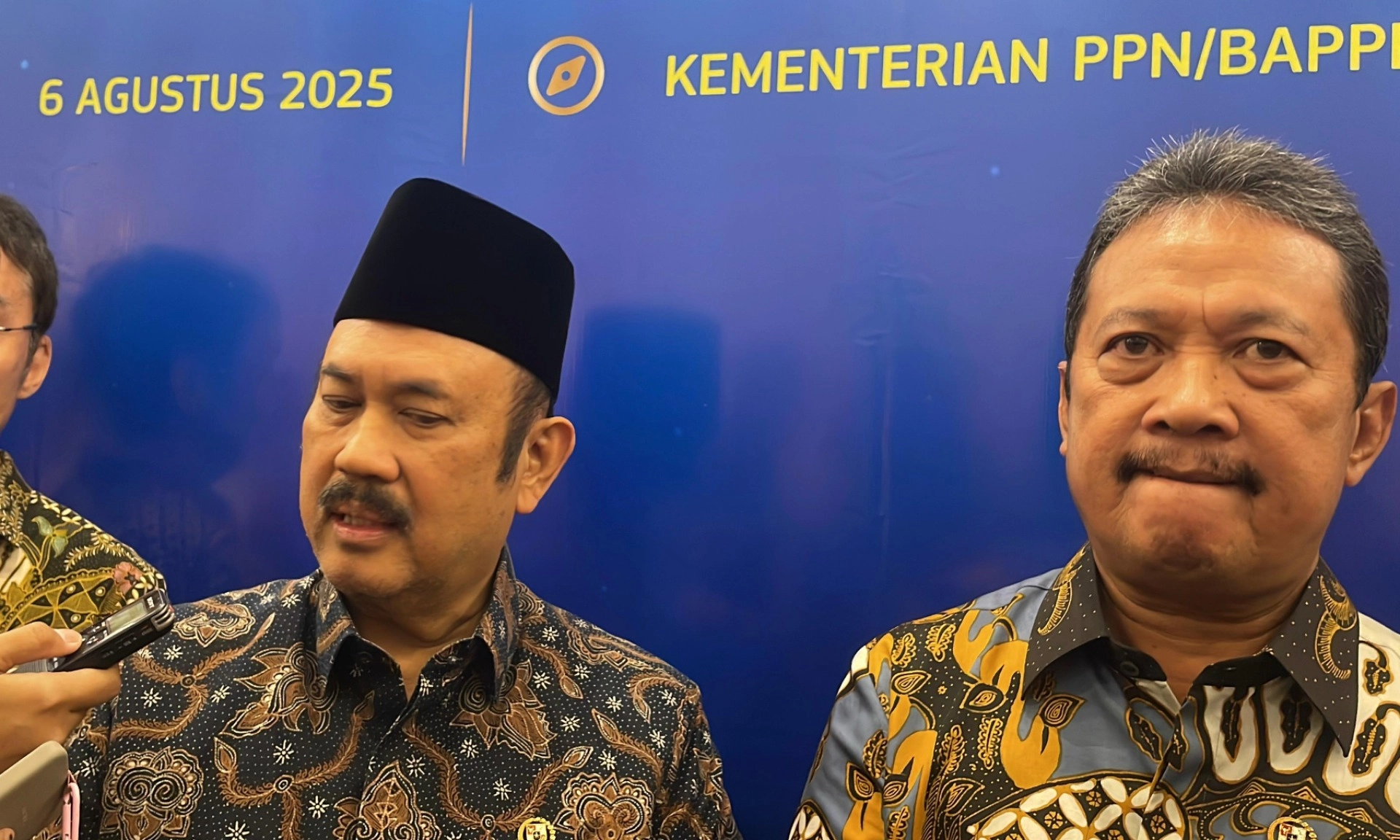 <p id="isPasted">Pemerintah Luncurkan Dua Dokumen Dukung Pengembangan Pangan Biru</p>