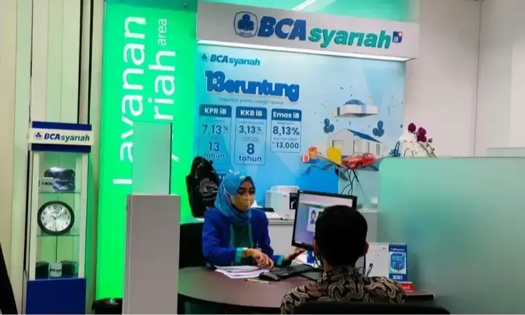 <p id="isPasted">Semester I/2025, BCA Syariah Catat Pembiayaan Berkelanjutan Capai Rp3 T</p>