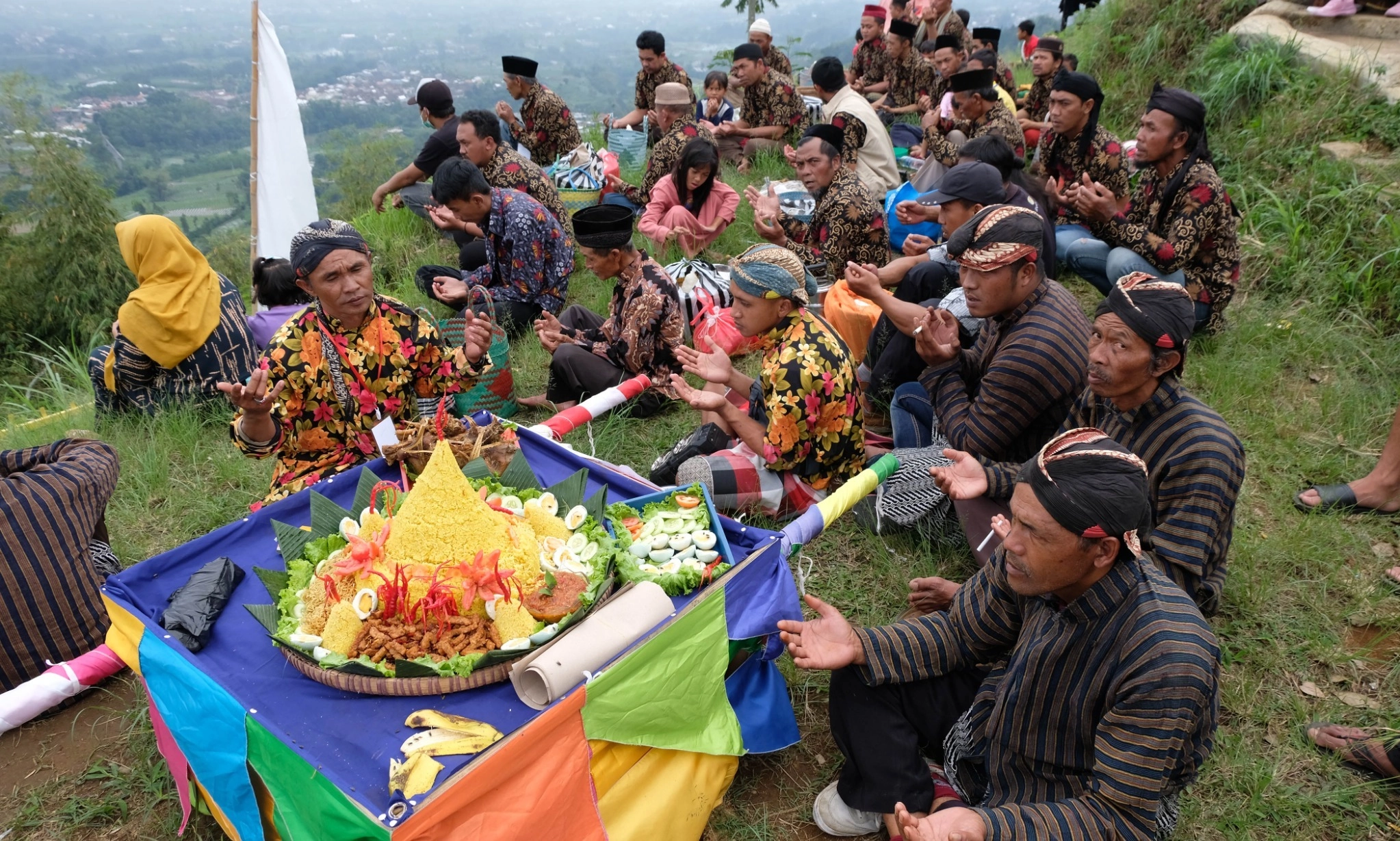 <p id="isPasted">Kuliner Dengan Makna Syukur Untuk Kemerdekaan RI</p>