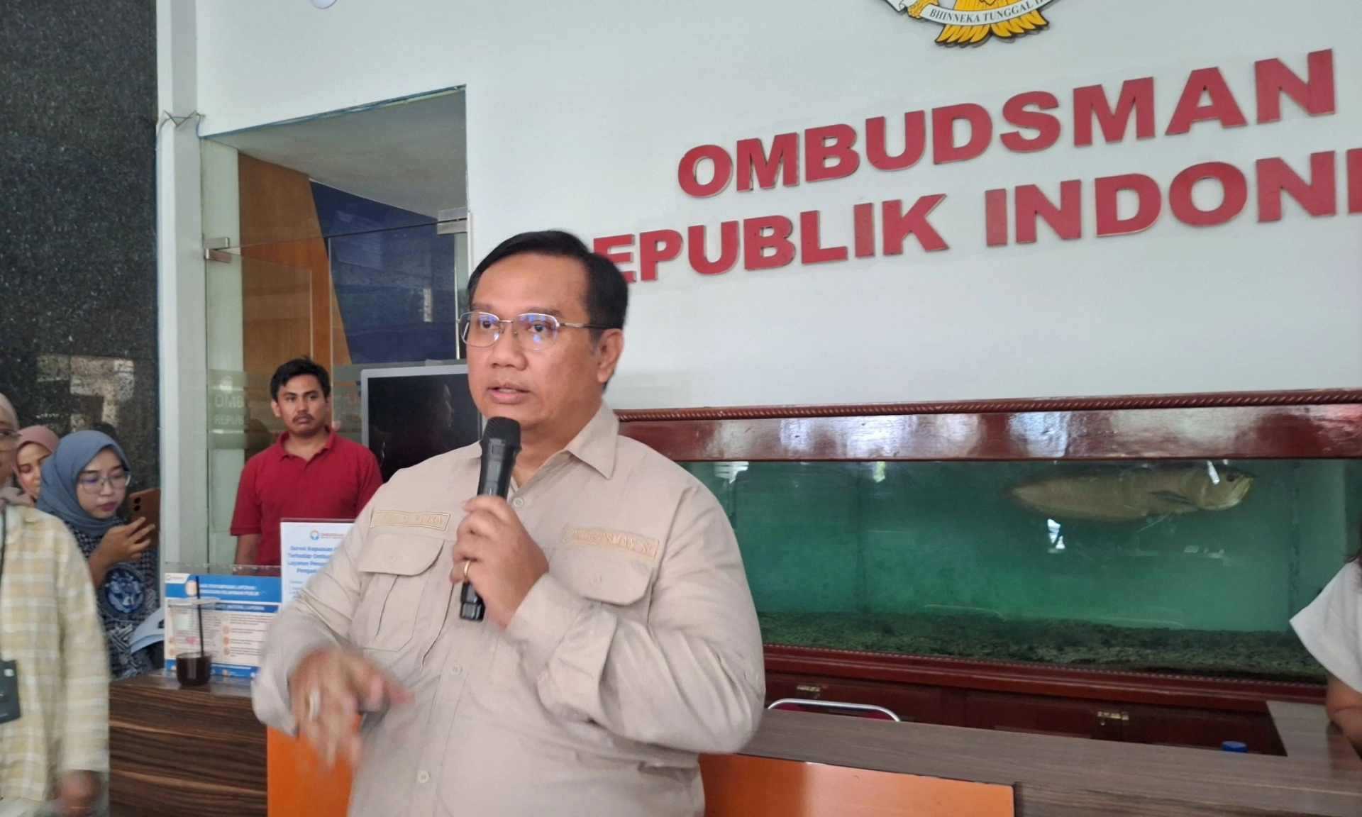 <p>Penggilingan Takut Olah Beras Apek, Ombudsman Minta Bapanas Tunda Kebijakan</p>