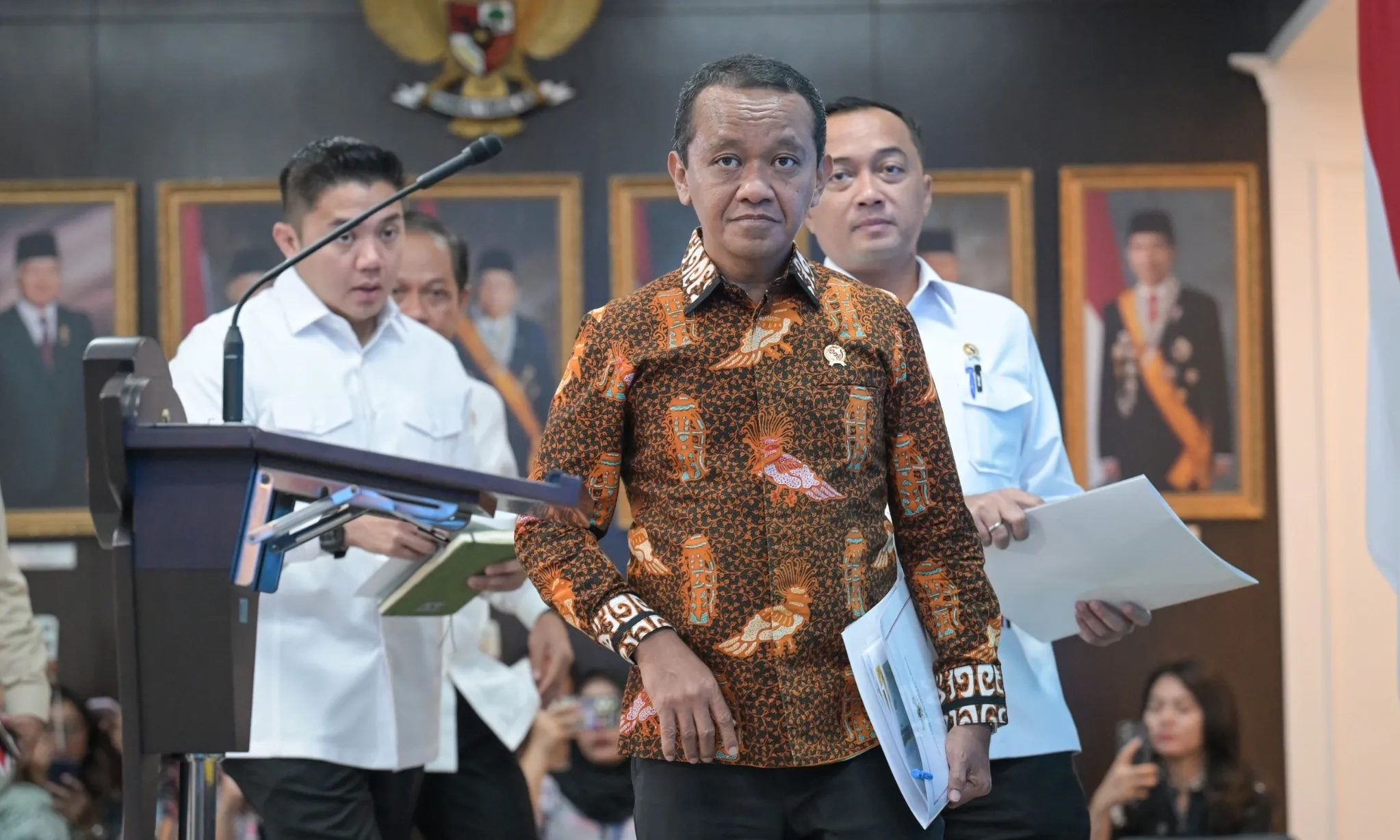 <p id="isPasted">Investasi Sektor ESDM Tembus US$13,9 Miliar Sepanjang Semester I/2025</p>