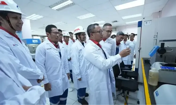 <p id="isPasted">KPI Siapkan 32 KL Bioavtur Dari Minyak Jelantah Untuk Penerbangan Jakarta-Bali</p>