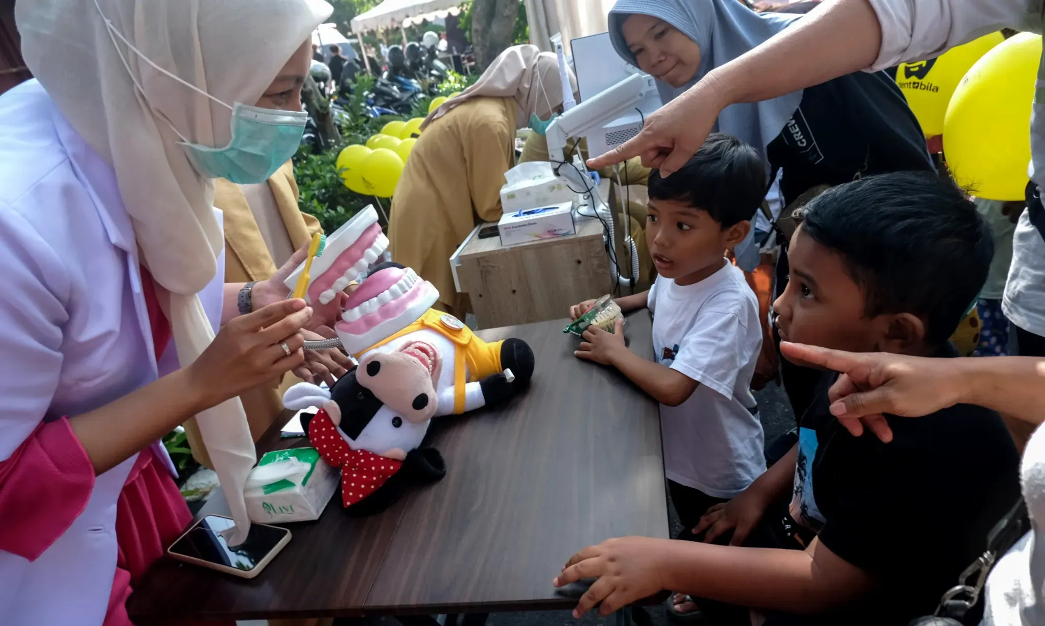 <p>Layanan Kesehatan Gigi Akan Ada di 10 Ribu Puskesmas&nbsp;</p>