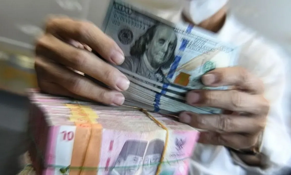 <p>Rupiah Menguat Imbas Ekspektasi FFR Turun 100% di September</p>