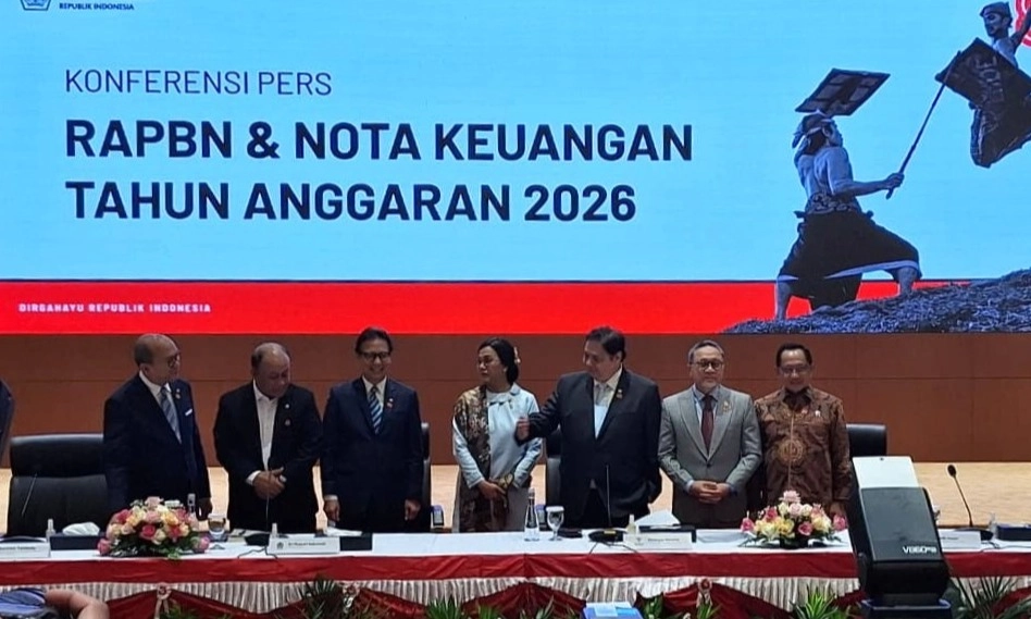 <p id="isPasted">Penerimaan RAPBN 2026 Naik Ditopang Perpajakan, Ekonom: Risiko Overestimasi</p>