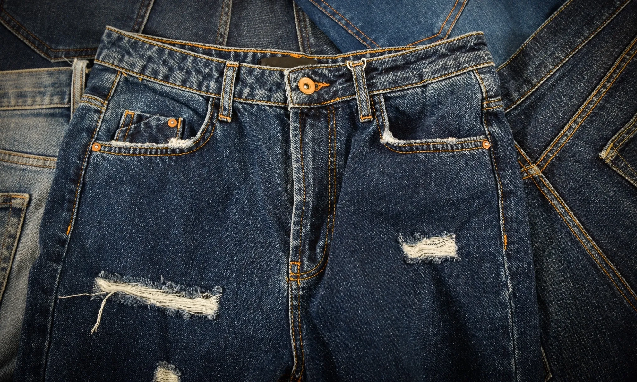 <p>Bahaya Celana <em>Jeans</em> Ketat, Dari Infeksi Jamur Sampai Kualitas Sperma</p>