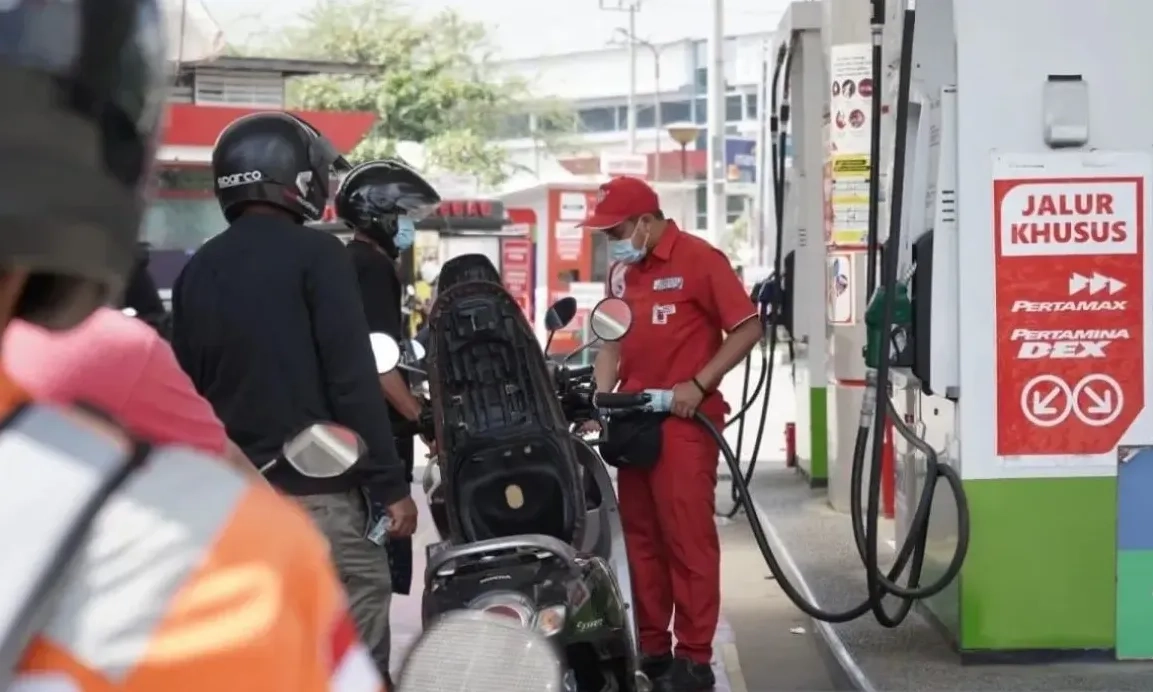 <p>Harga BBM Pertamina, Shell, Vivo, dan BP Stabil Di HUT Ke-80 RI</p>