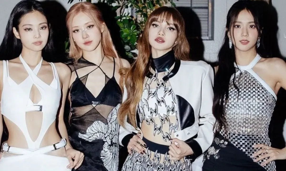<p dir="ltr" id="isPasted">BLACKPINK Meluncur Dengan Album Baru Di November</p>