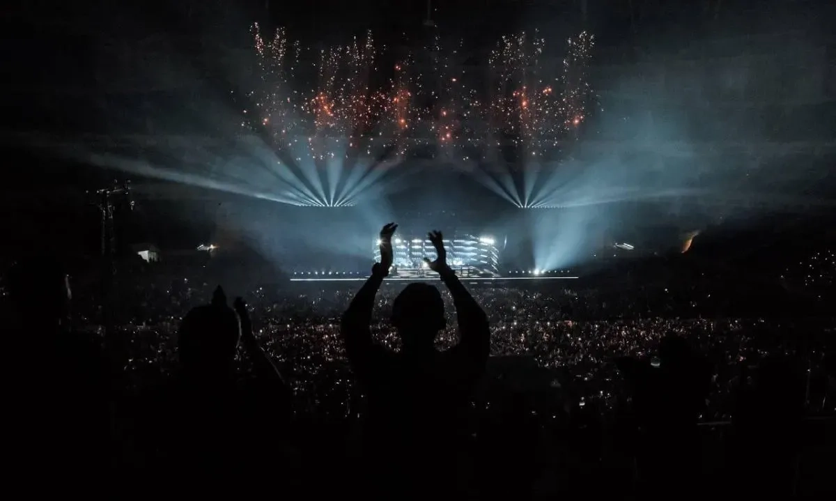 <p id="isPasted">Begini Perhitungan Dan Alur Distribusi Royalti Musik Di LMK</p>