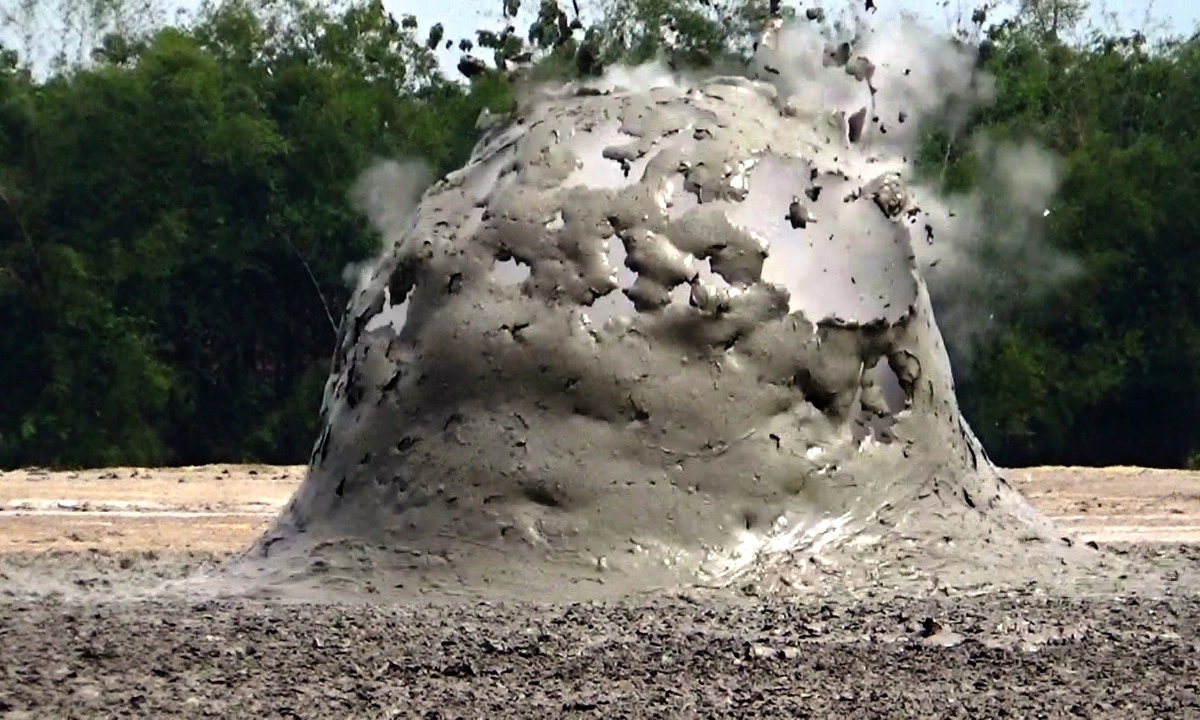 <p>Cek Potensi Litium, Eramet Boyong Sampel Dari Bledug Kuwu Ke Prancis</p>