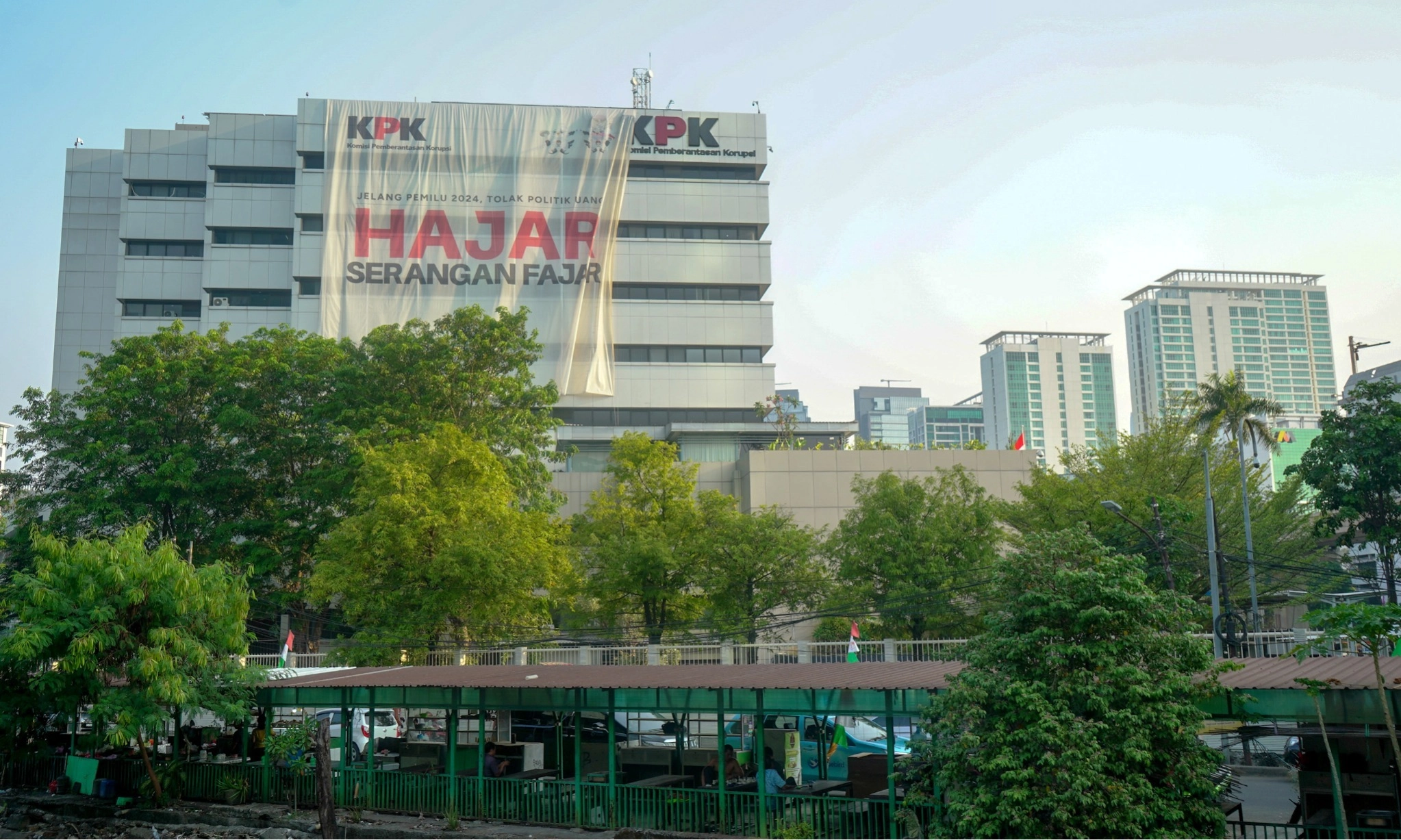 <p>KPK Yakin Presiden Tolak Beri Amnesti Eks Wamenaker</p>