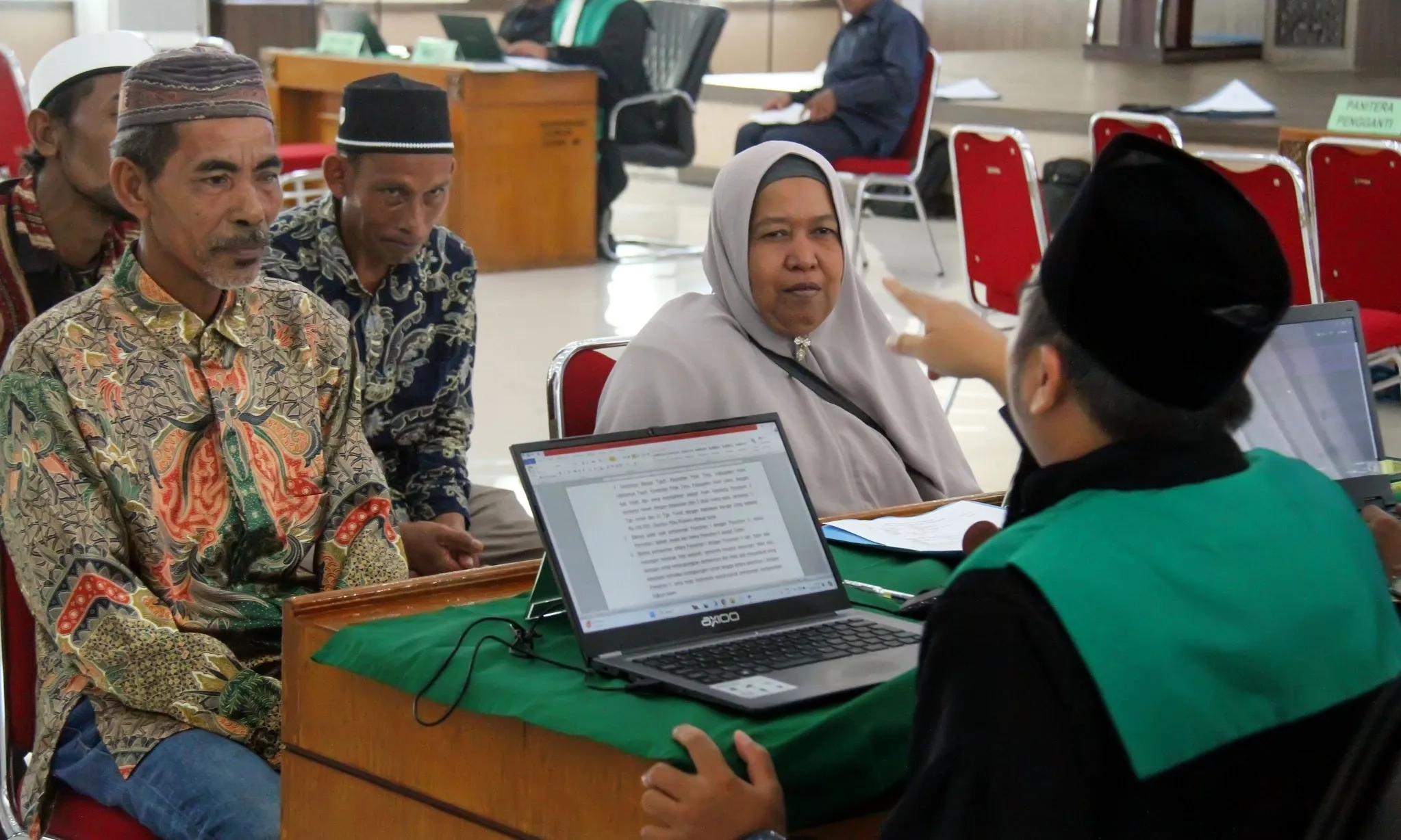 <p>Kemenag Usulkan 71 Ribu Penyuluh Agama Islam ke Kemenpan</p>