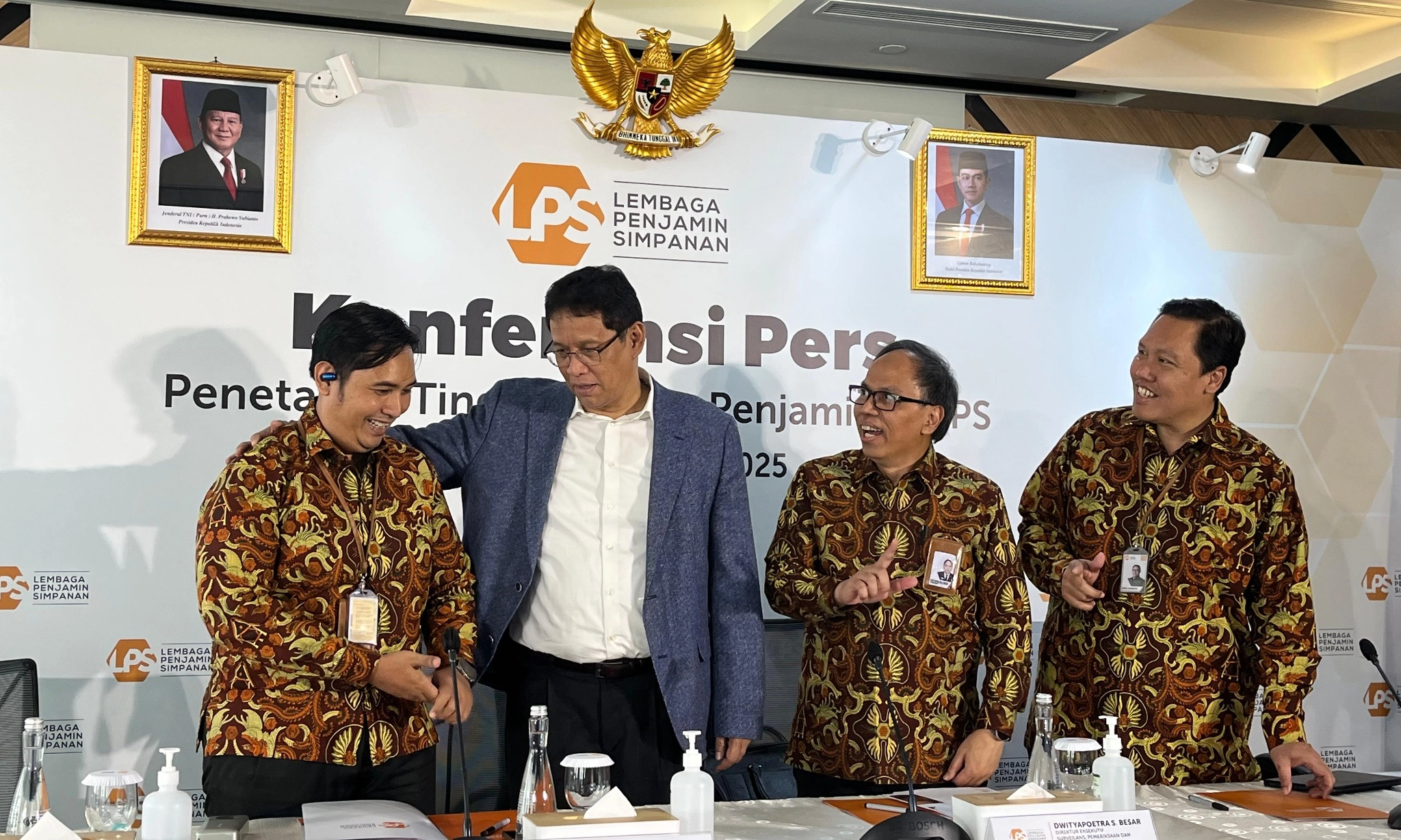 <p dir="ltr" id="isPasted">LPS Jamin 659,22 Juta Rekening Seluruh Bank Aman Hingga Juli 2025</p>