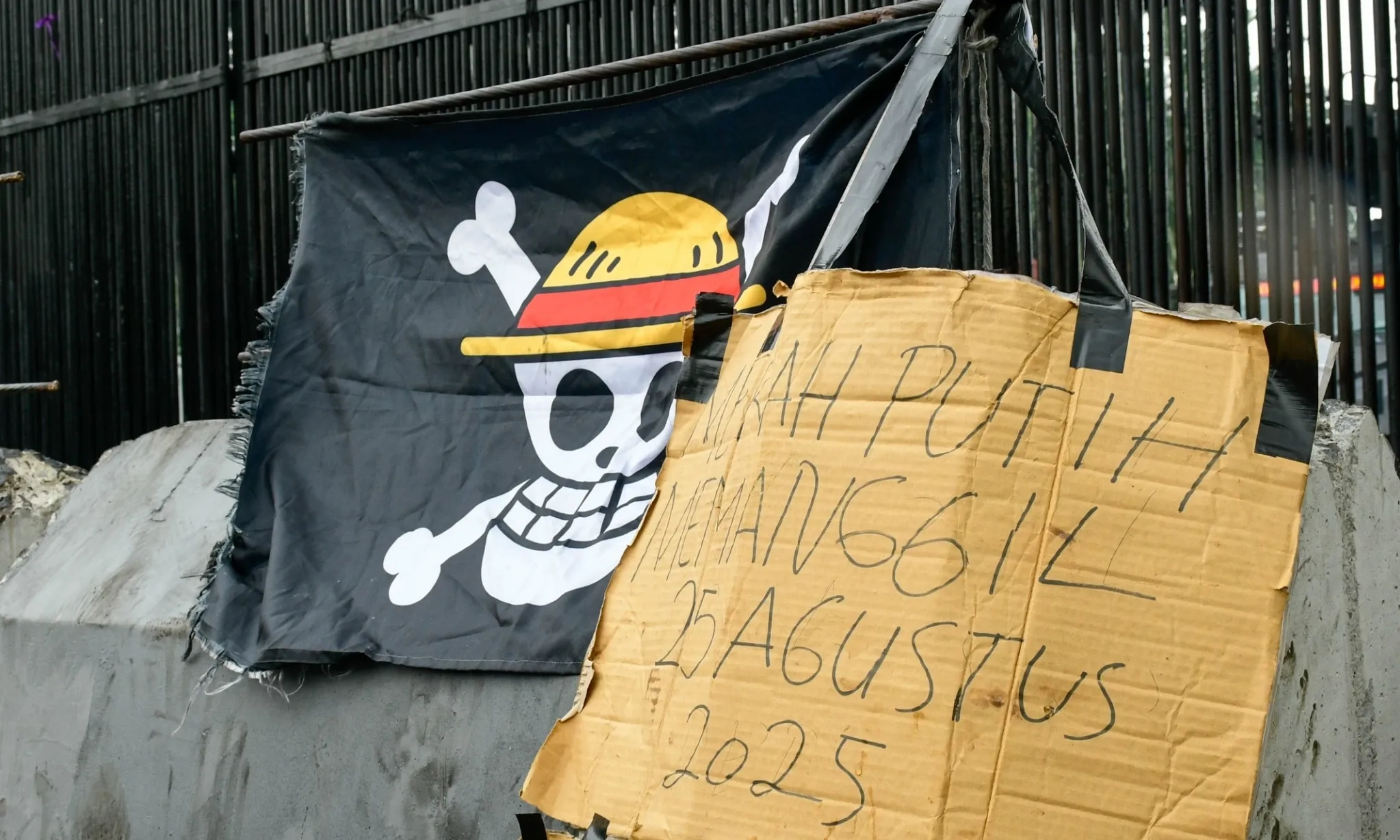 <p>PDIP Nilai Aksi Massa di DPR Alarm Bagi Parlemen</p>