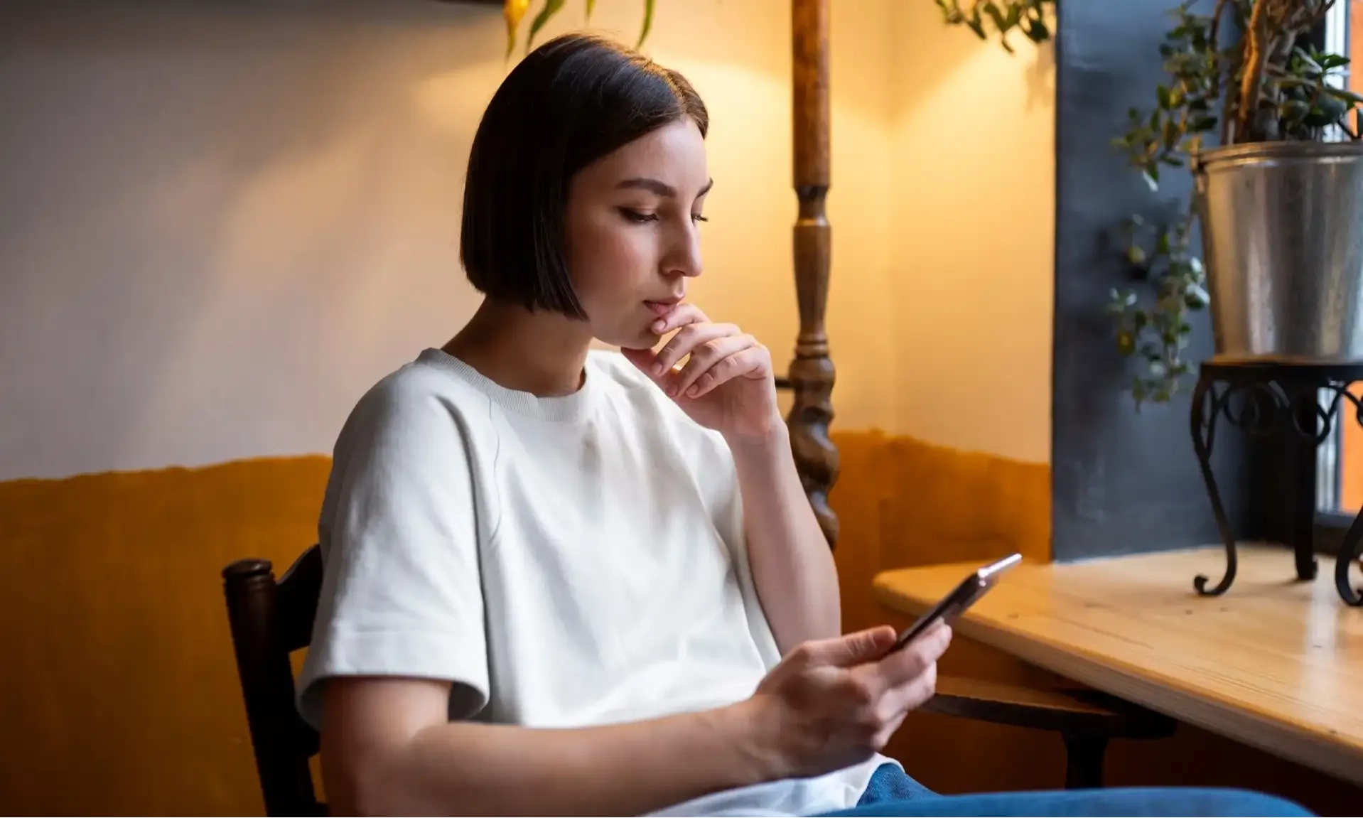 <p dir="ltr" id="isPasted">Fenomena Psikosis AI, Bagaimana Kecerdasan Buatan Memperkuat Delusi</p>