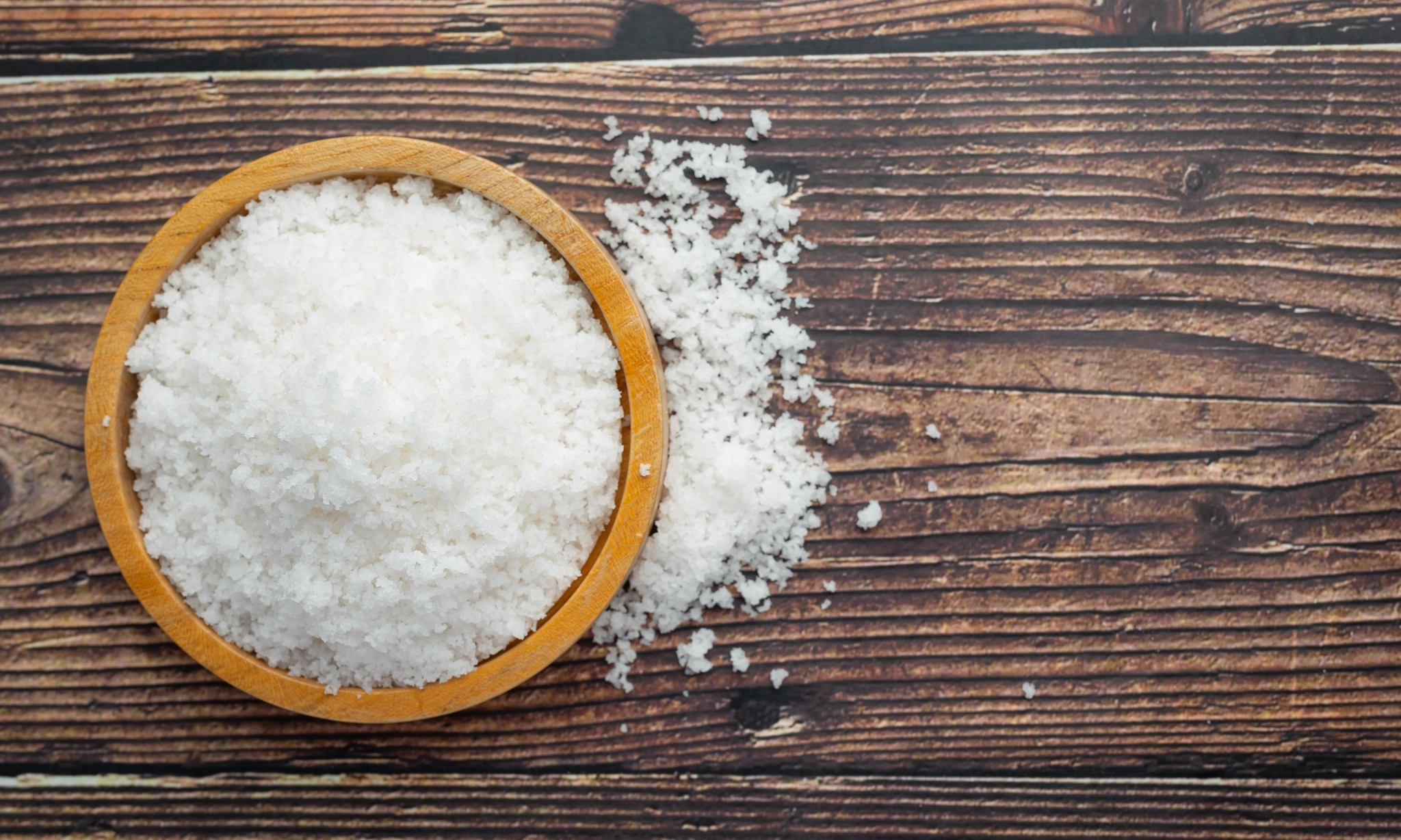 <p id="isPasted">Benarkah Air Garam Bisa Redakan Dahaga?</p>