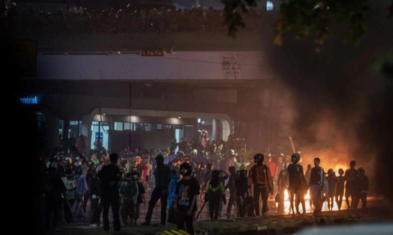 <p>Komnas HAM Beri Atensi Insiden Rantis Brimob Lindas Ojol</p>