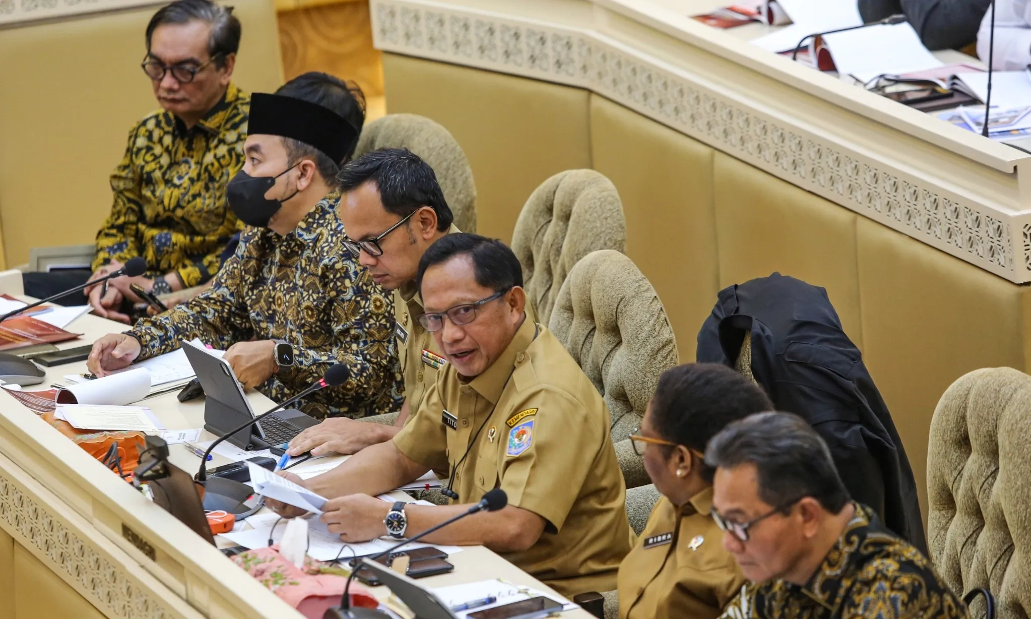 <p>Tito Ingatkan Kepala Daerah Gunakan Wewenang Untuk Rakyat</p>