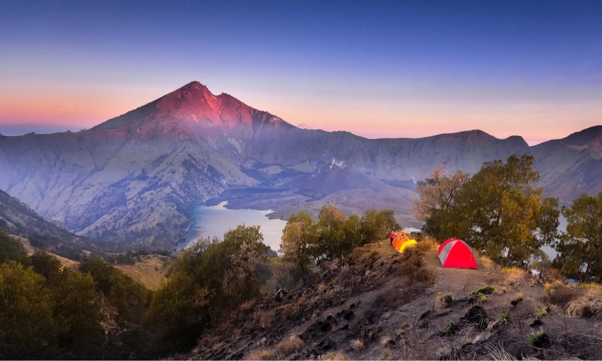 <p>Kader Konservasi Dijadikan Penjaga Lingkungan Gunung Rinjani</p>