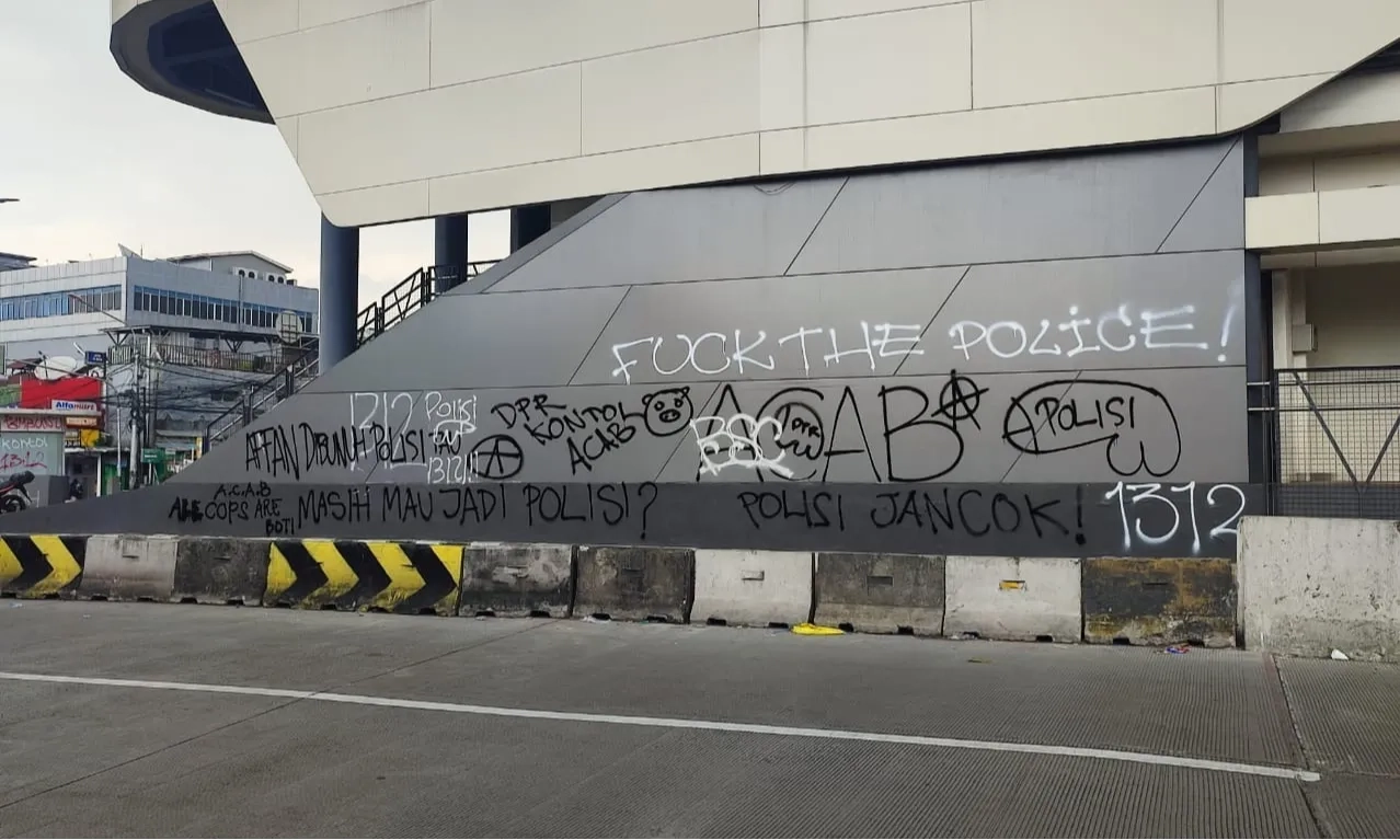 <p>Instran Kecam Keras Perusakan Halte Transjakarta dan Stasiun MRT</p>