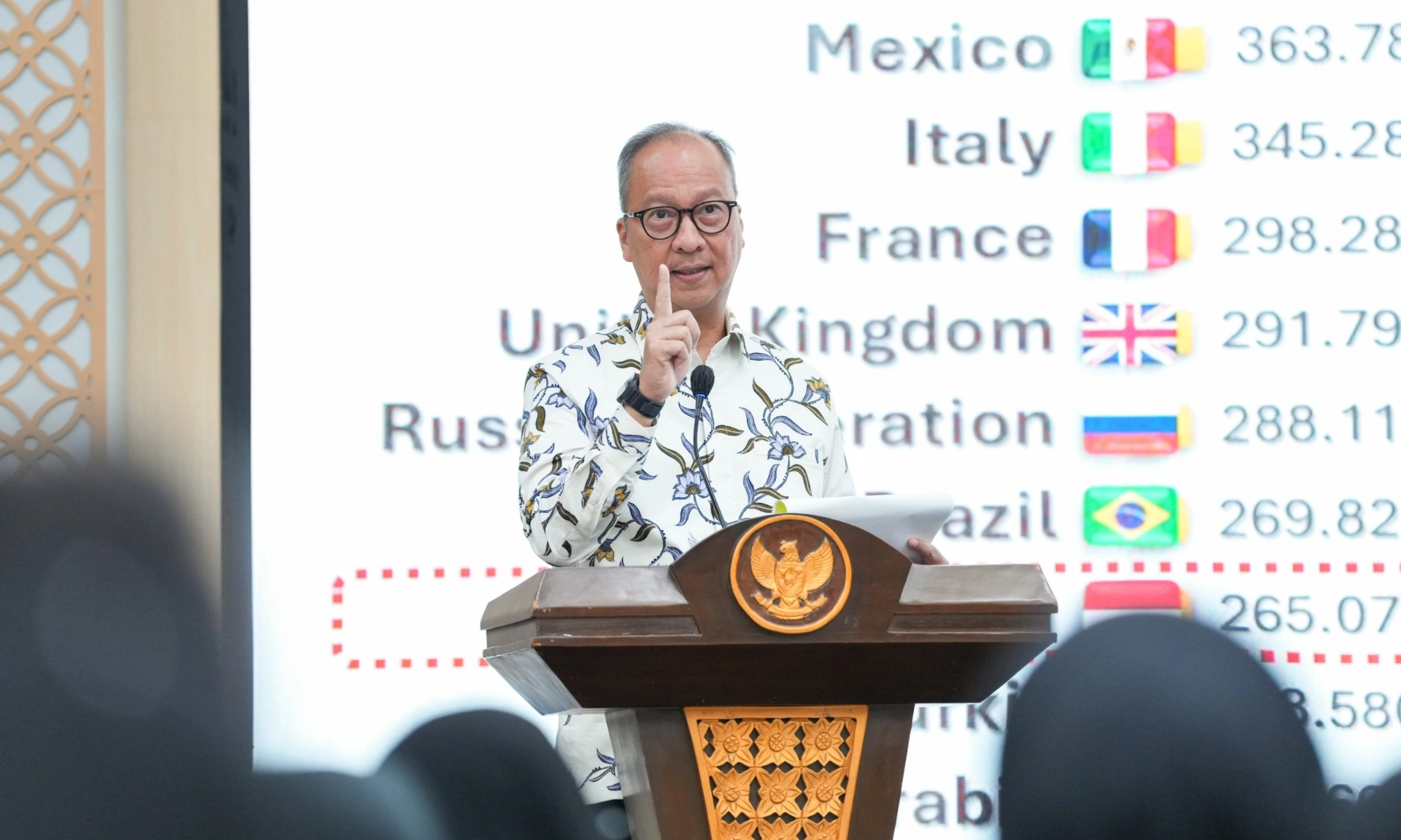 <p id="isPasted">Menperin: Industri Butuh Kondisi Kondusif untuk Pertahankan Tren Positif PMI Manufaktur</p>