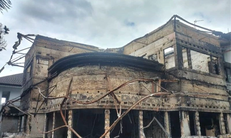 <p>Mendagri Minta Pemda Segera Perbaiki Fasilitas Umum Rusak</p>