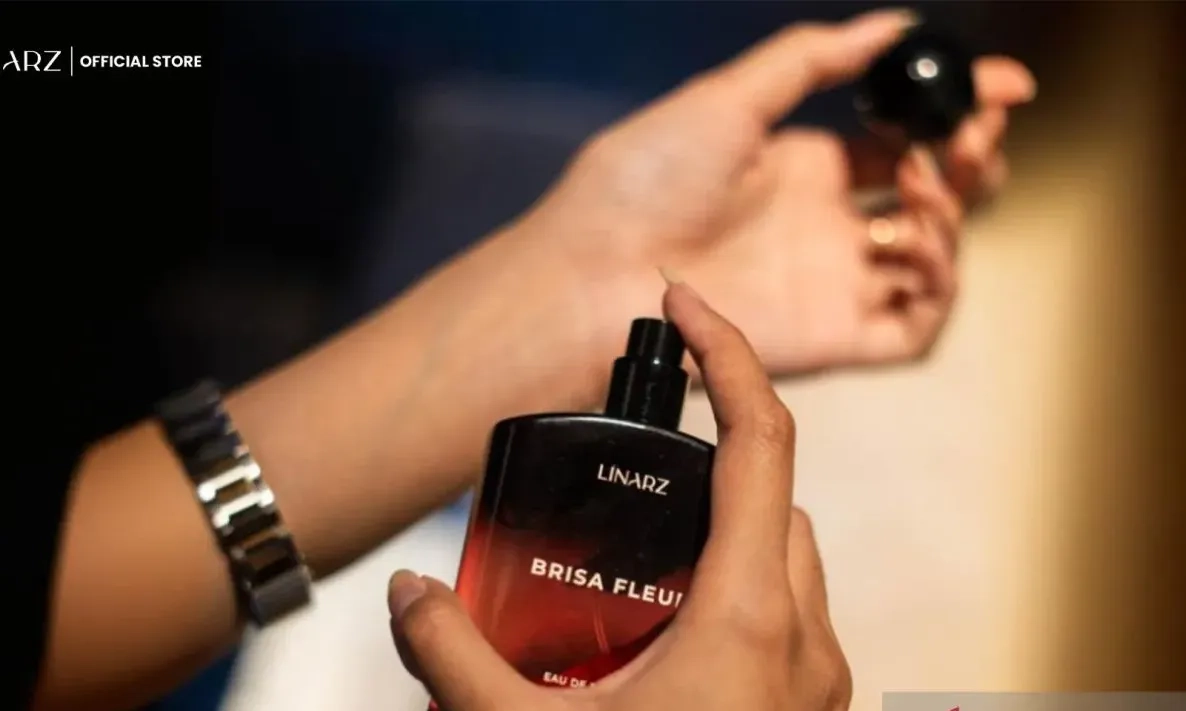 <p>Tips Menggunakan Parfum Agar Wangi Lebih Lama</p>