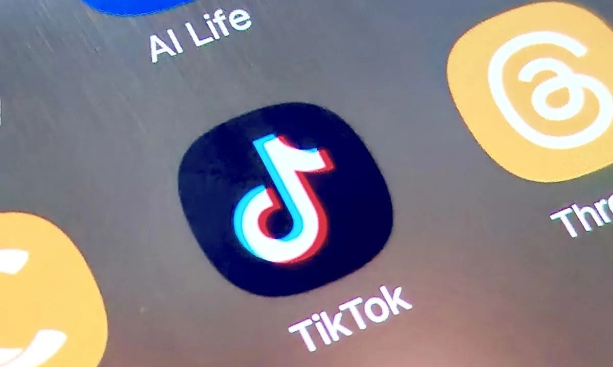 <p>Tutup Live TikTok Saat Demonstrasi Langgar Kebebasan Berekspresi</p>
