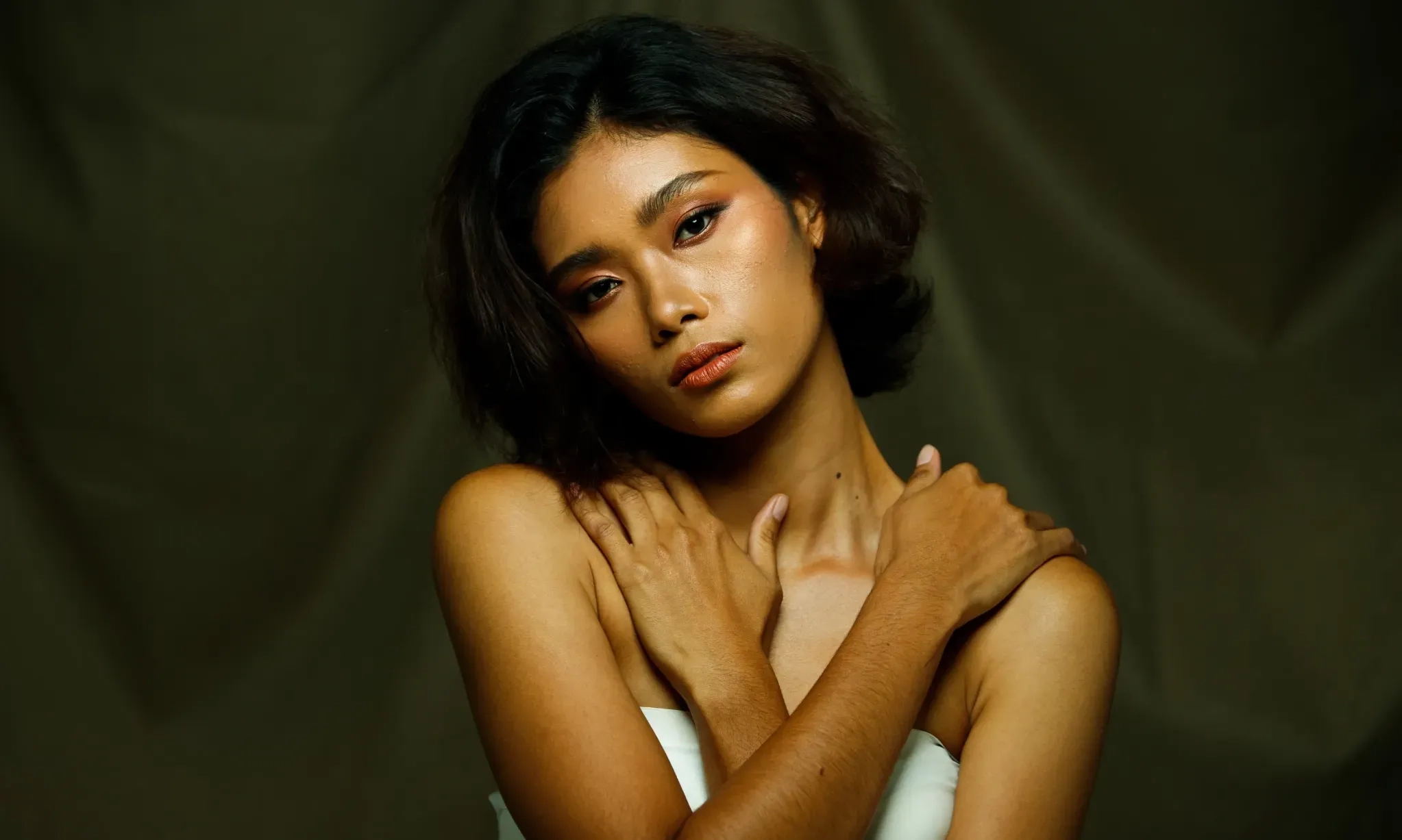 <p id="isPasted">Rahasia Warna yang Cocok untuk Kulit Orang Indonesia Menurut Ahli</p>