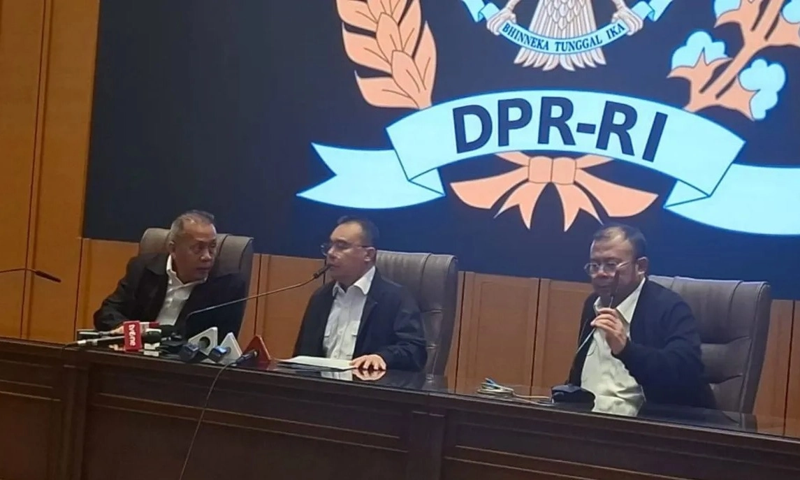 <p>Tunjangan Rumah Tak Ada, Gaji DPR Perbulan Rp65,5 Juta</p>