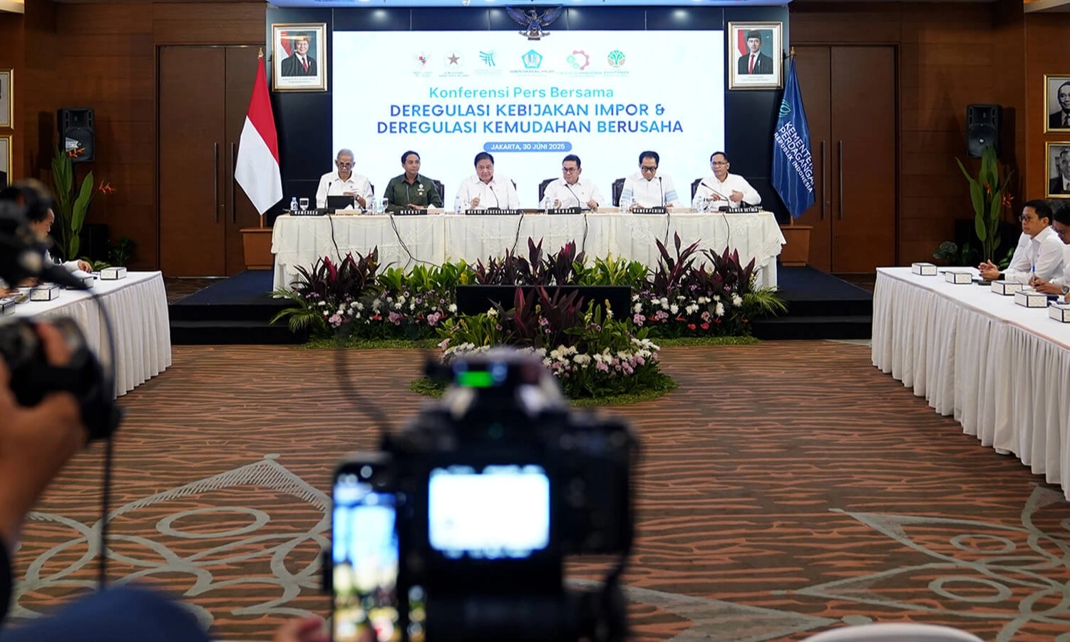 <p>Kemendag Pastikan Evaluasi Kebijakan Impor Permendag 16-24/2025</p>