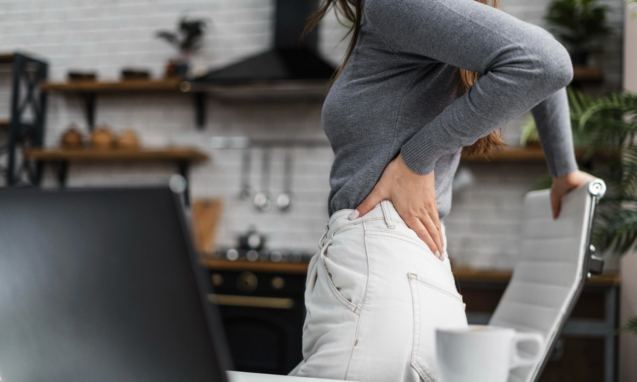 <p>Perbedaan Sakit Punggung Karena Masalah Postur Dan Gejala Ginjal</p>