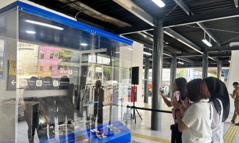 <p>Halte Transjakarta Senen Tak Direnovasi Total</p>