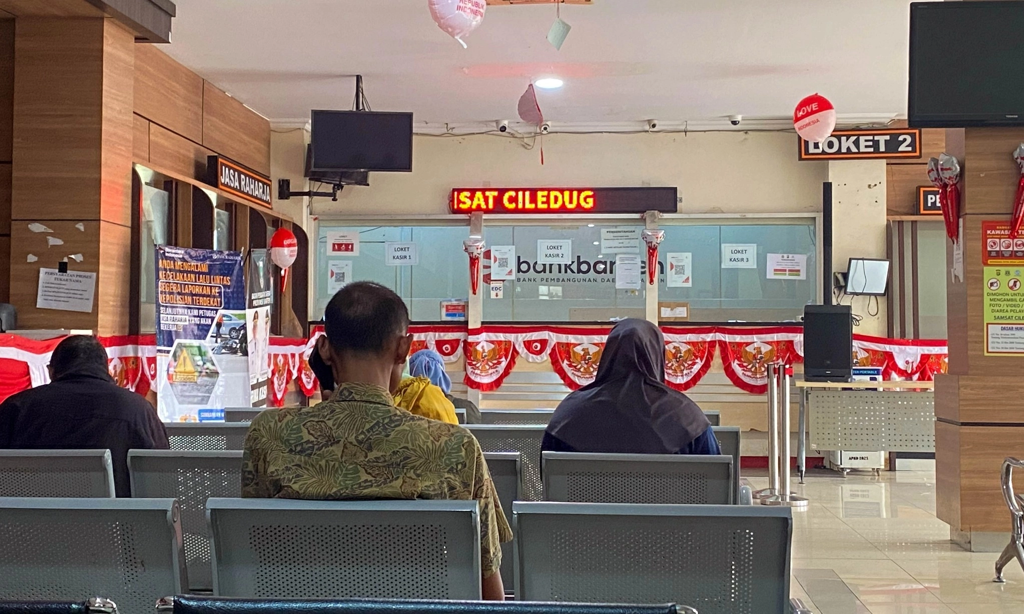 <p>Transfer Yang Melemahkan Daerah</p>