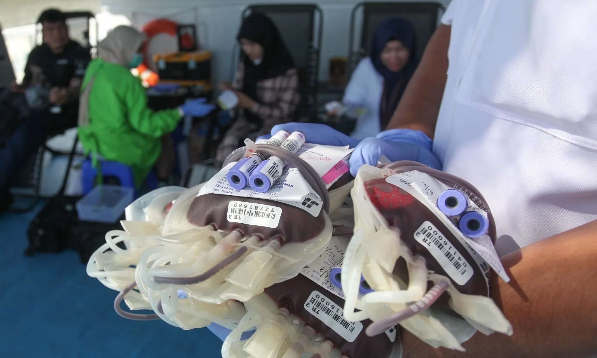 <p>Kebutuhan Darah Jakarta Hingga 1.200 Kantong/Hari</p>